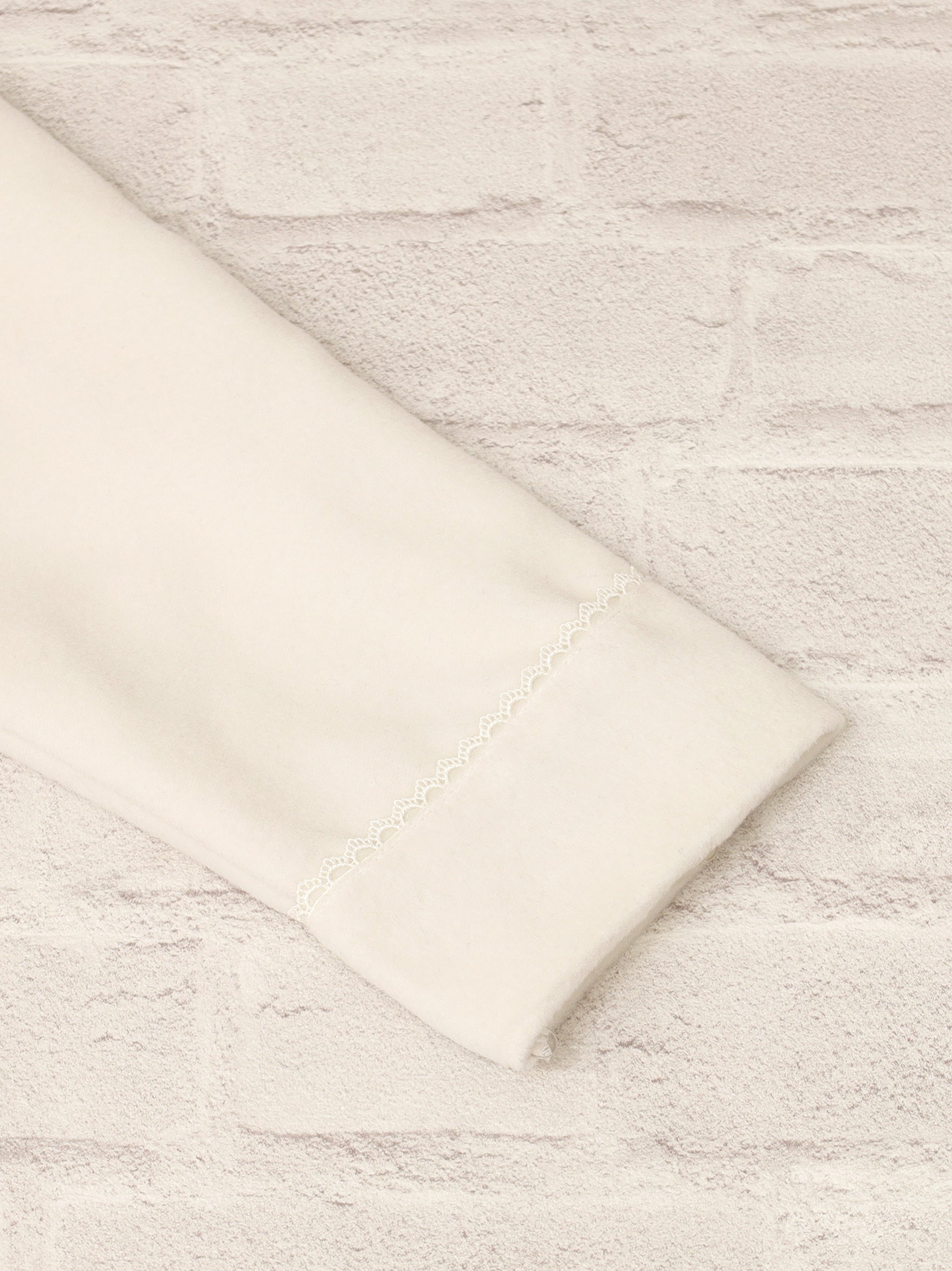 パールベルト付ヨークフリルコート ｜Amavel（アマベル）公式サイト