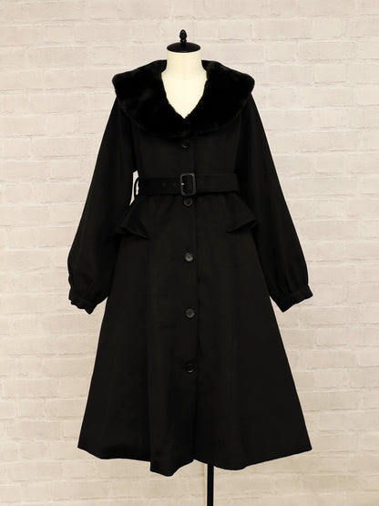 Noble Elegance ペプラムロングコート ブラック（Black） FREE ｜Amavel（アマベル）公式サイト