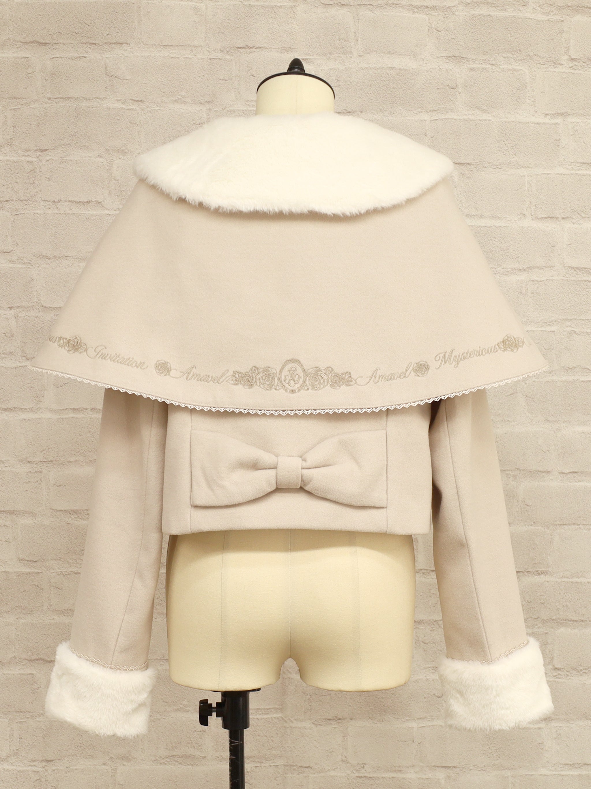 Rosette Doll ケープ付ショートコート ｜Amavel（アマベル）公式サイト