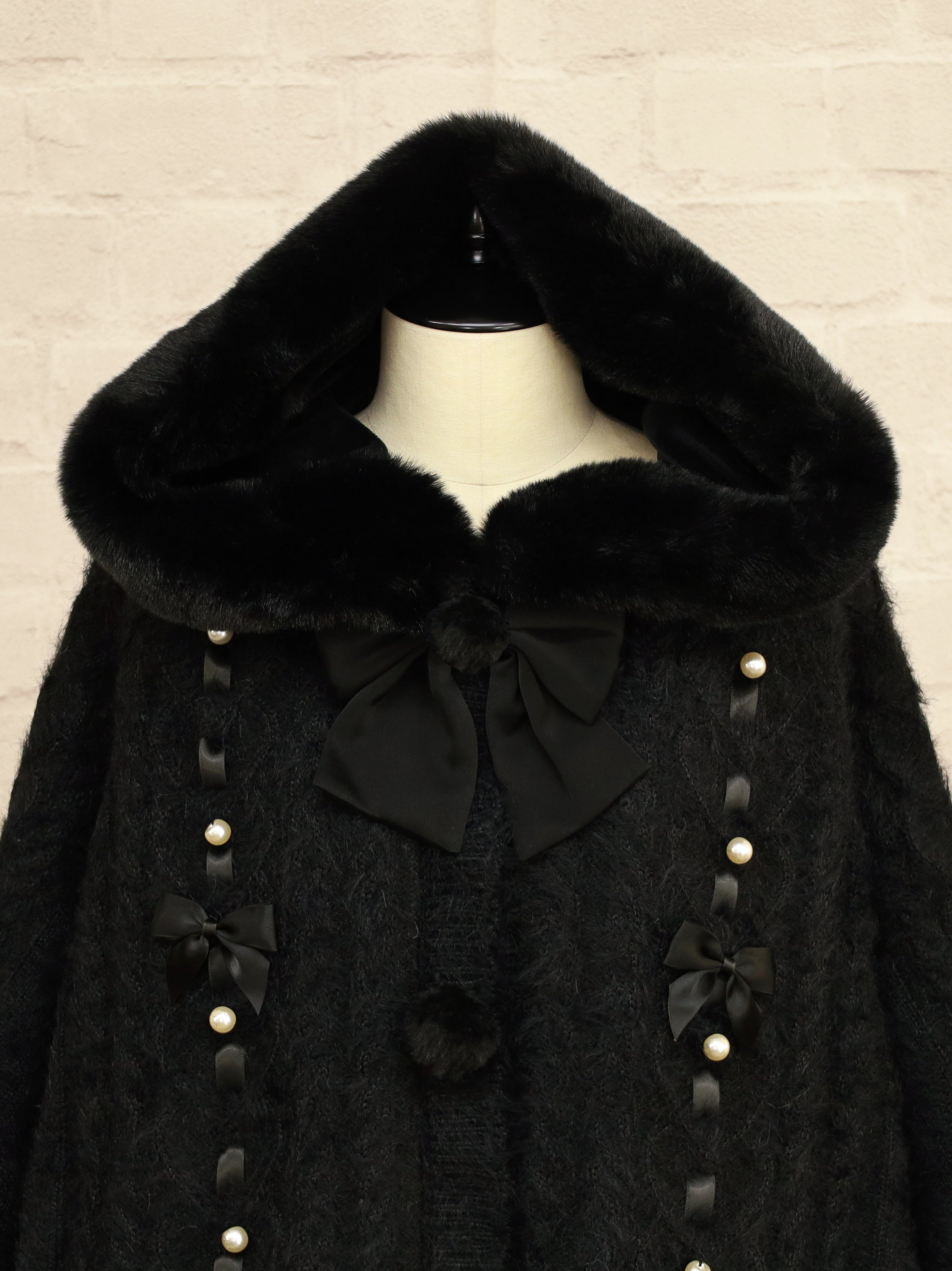 ハートケーブル編みニットポンチョ – Amavel（アマベル）公式サイト