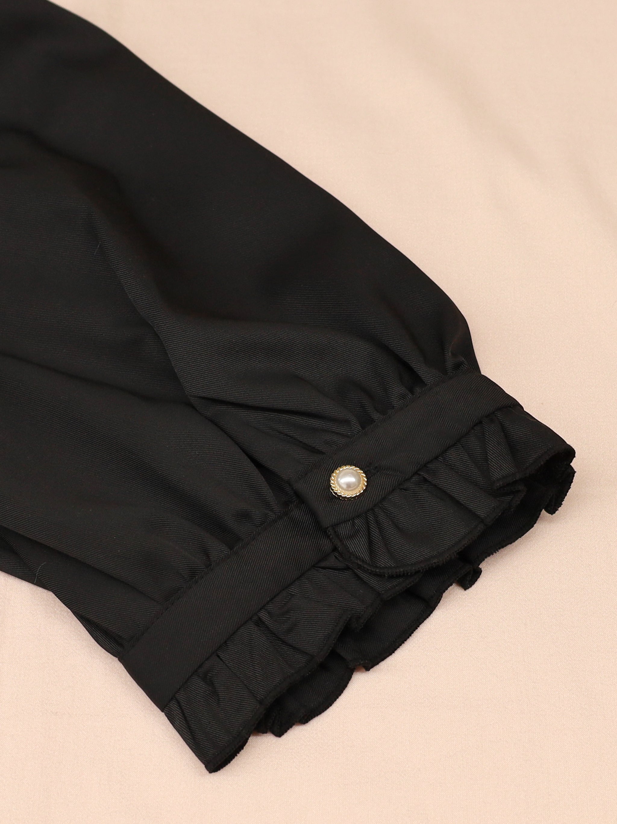 ヨーク切替スタンドフリル半袖ブラウス ｜Amavel（アマベル）公式サイト