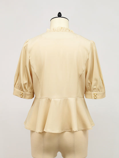 アソートボタンペプラムブラウス ｜Amavel（アマベル）公式サイト