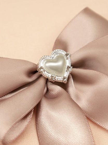 ハートビジューリボンブラウス ｜Amavel（アマベル）公式サイト