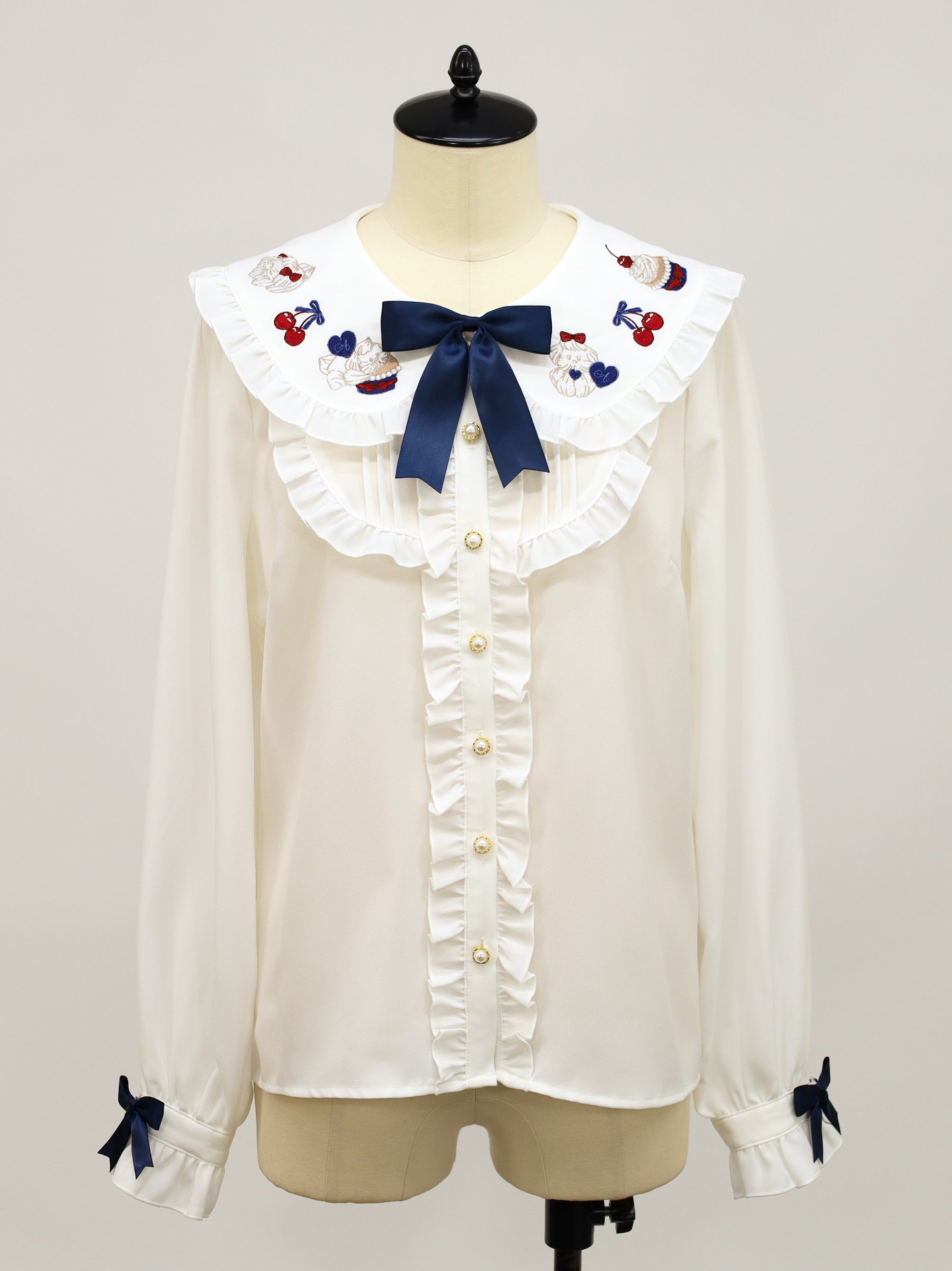 Sweet Whip フリルブラウス ｜Amavel（アマベル）公式サイト