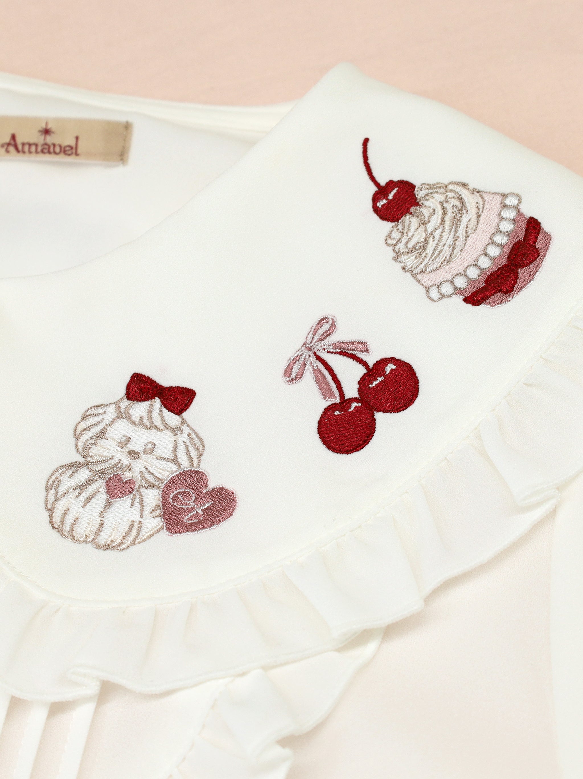 Sweet Whip フリルブラウス ｜Amavel（アマベル）公式サイト