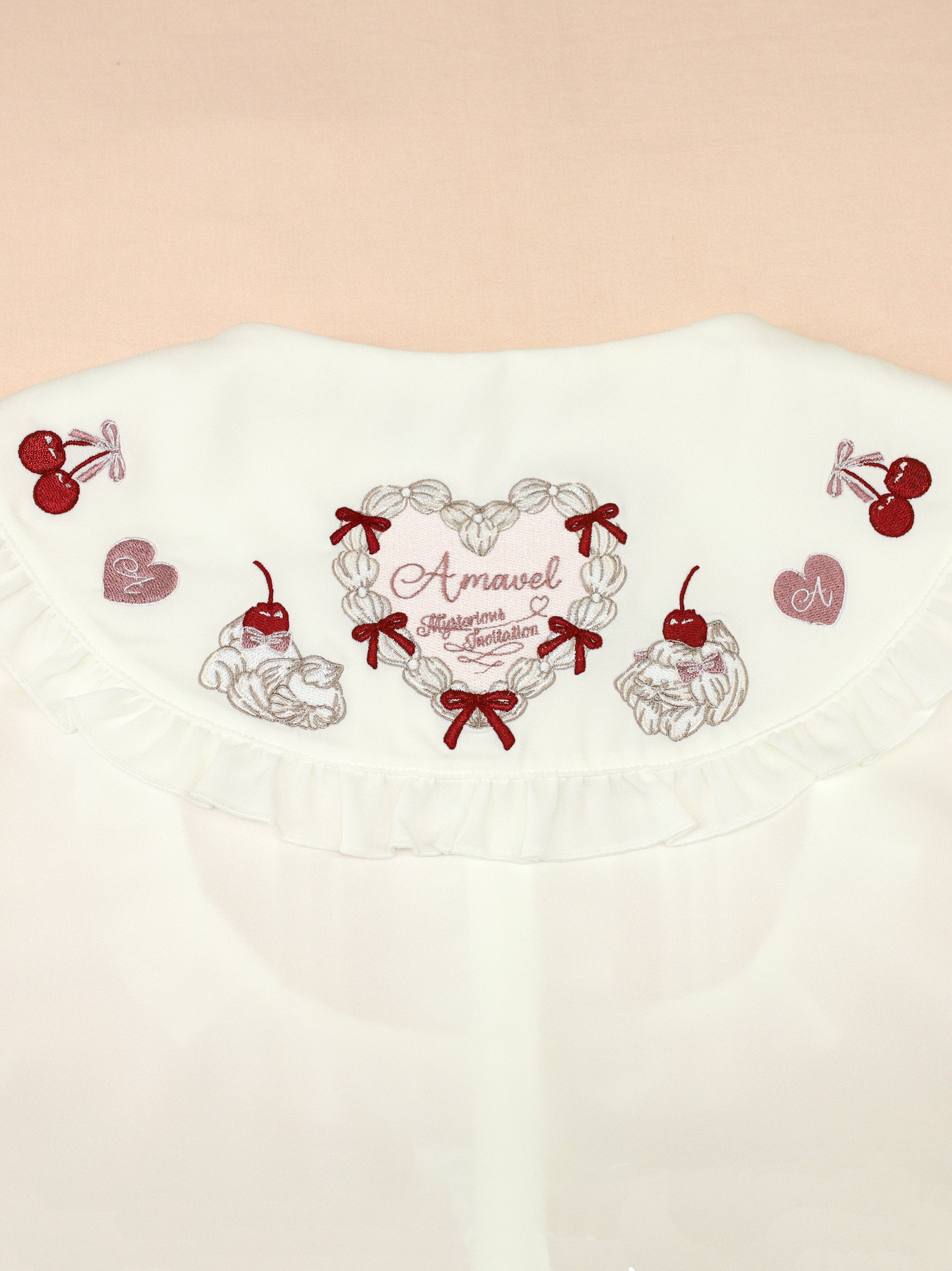 Sweet Whip フリルブラウス ｜Amavel（アマベル）公式サイト