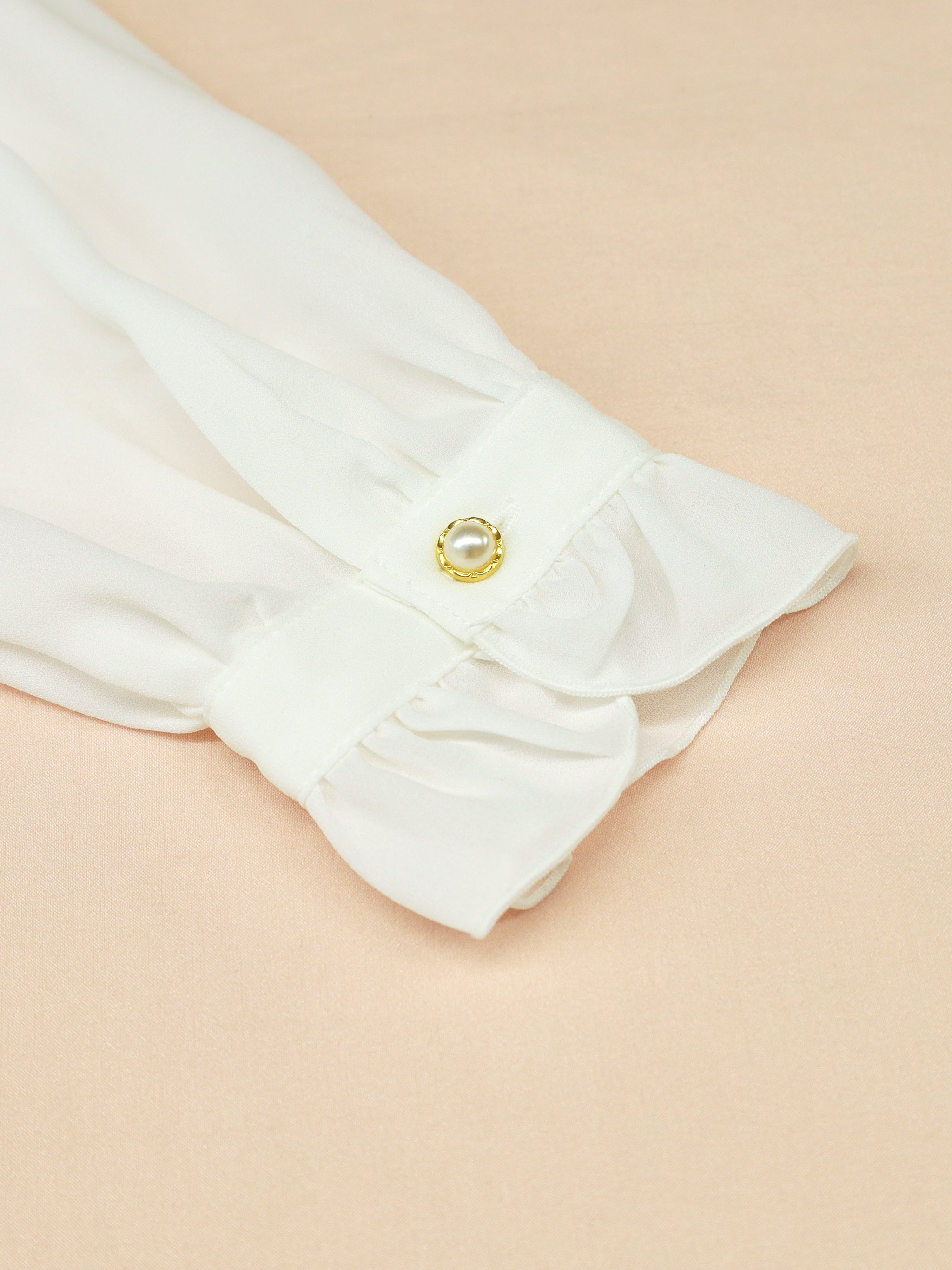 Sweet Whip フリルブラウス ｜Amavel（アマベル）公式サイト