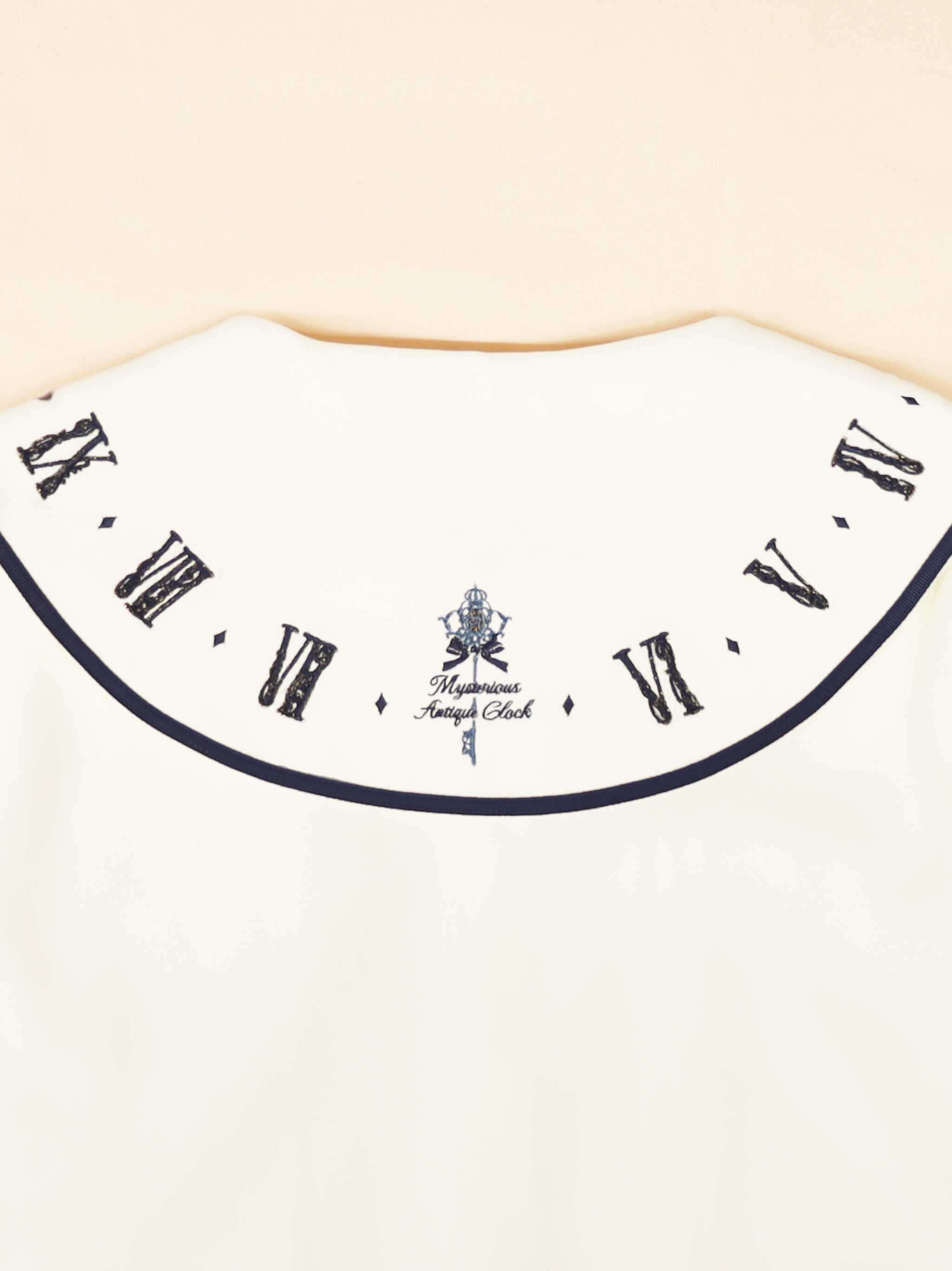 Antique Clock ブラウス – Amavel（アマベル）公式サイト