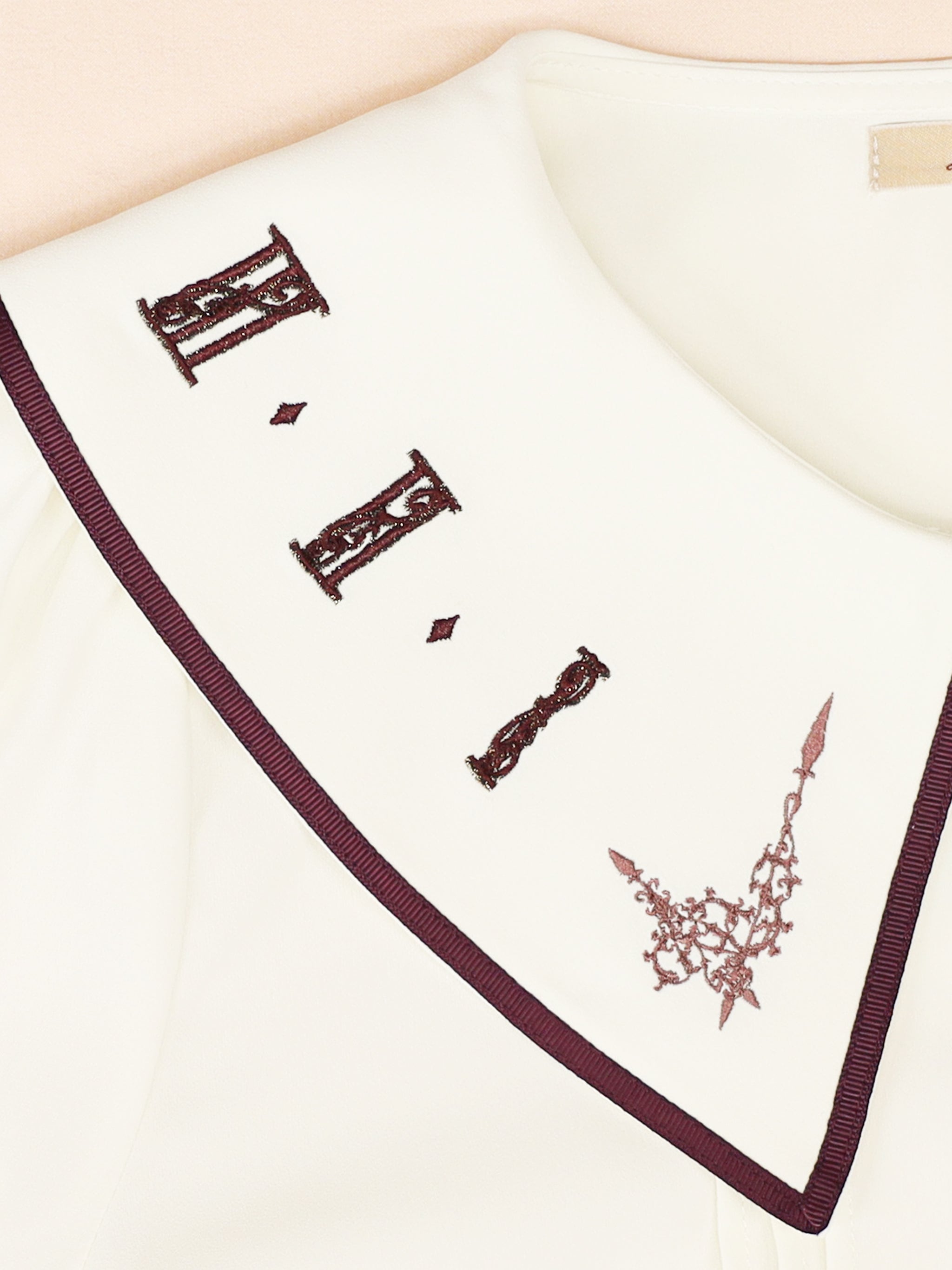 Antique Clock ブラウス – Amavel（アマベル）公式サイト