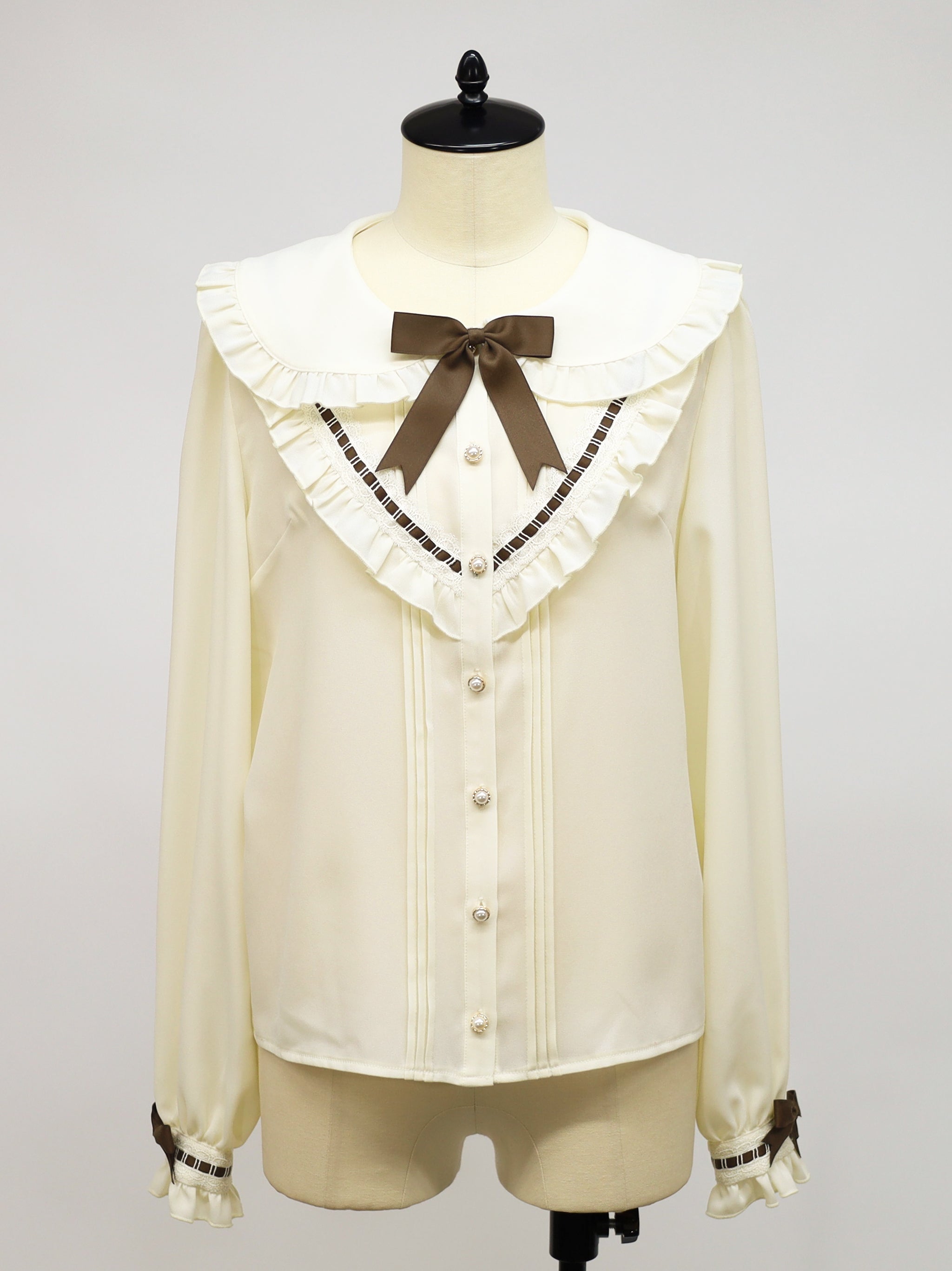 Classical Ladder Lace ブラウス ブラウン（Brown） FREE ｜Amavel（アマベル）公式サイト