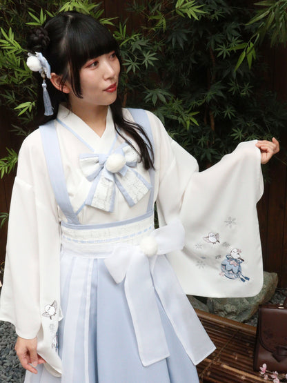 手まり遊びとシマエナガ 和風ブラウス サックス（SaxeBlue） FREE ｜Amavel（アマベル）公式サイト