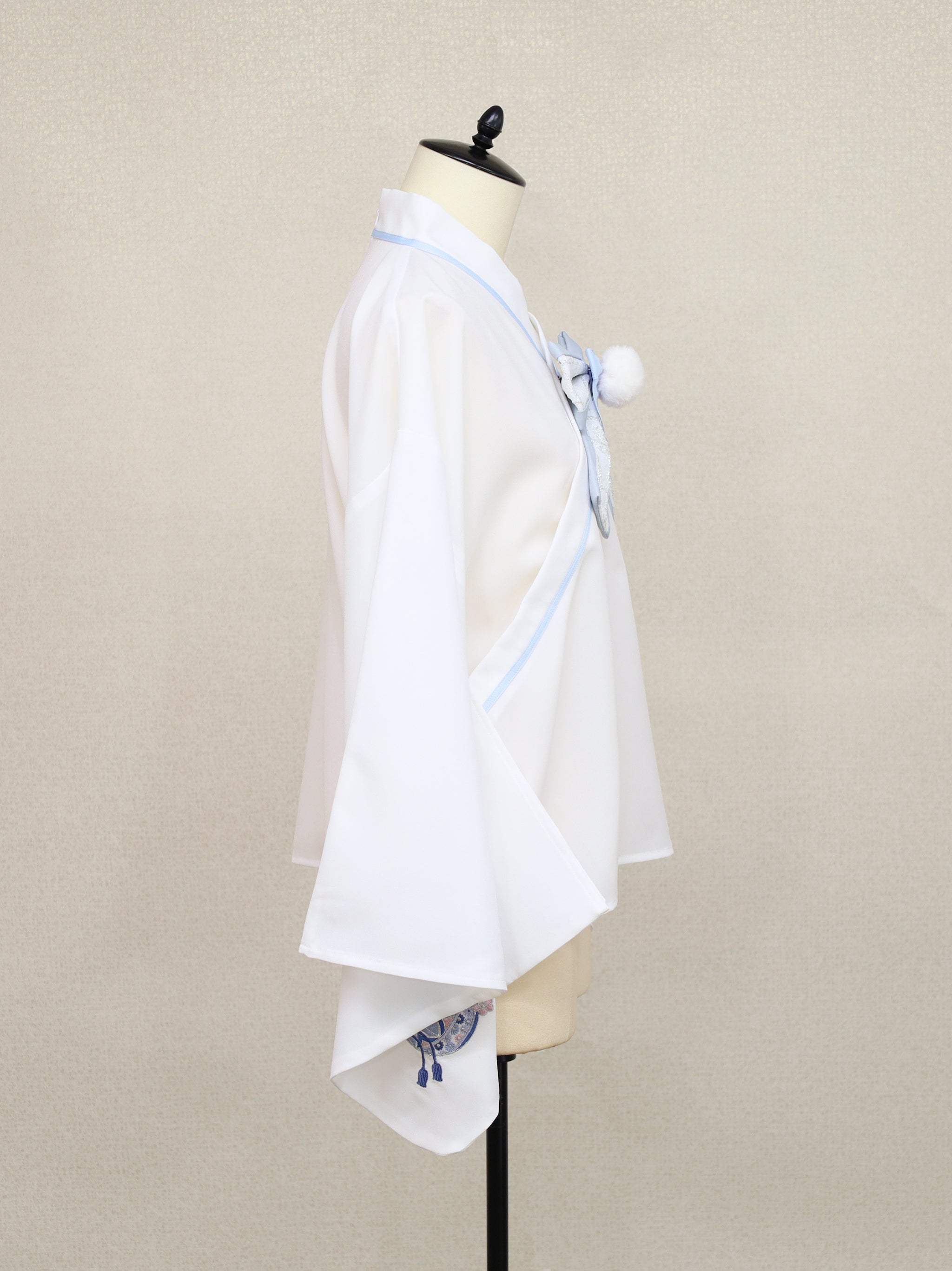 手まり遊びとシマエナガ 和風ブラウス ｜Amavel（アマベル）公式サイト