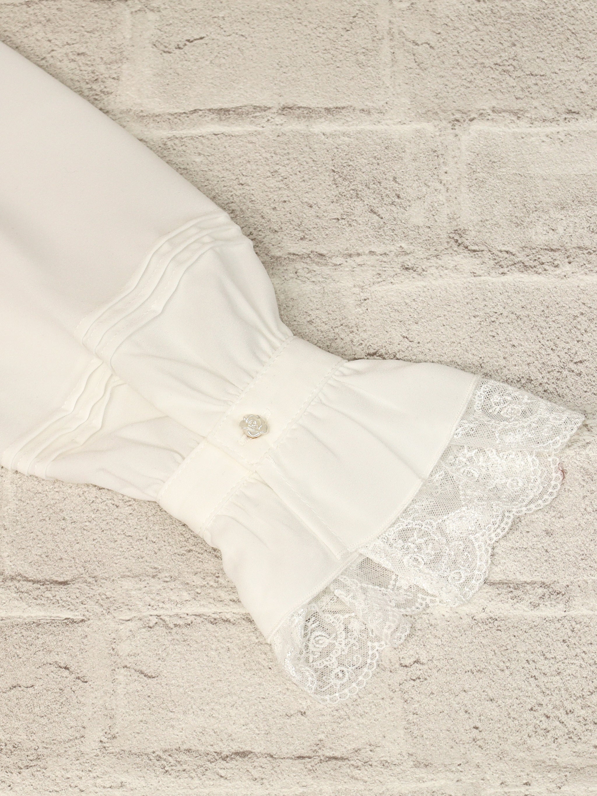 Rosette Doll クラシカルブラウス ｜Amavel（アマベル）公式サイト