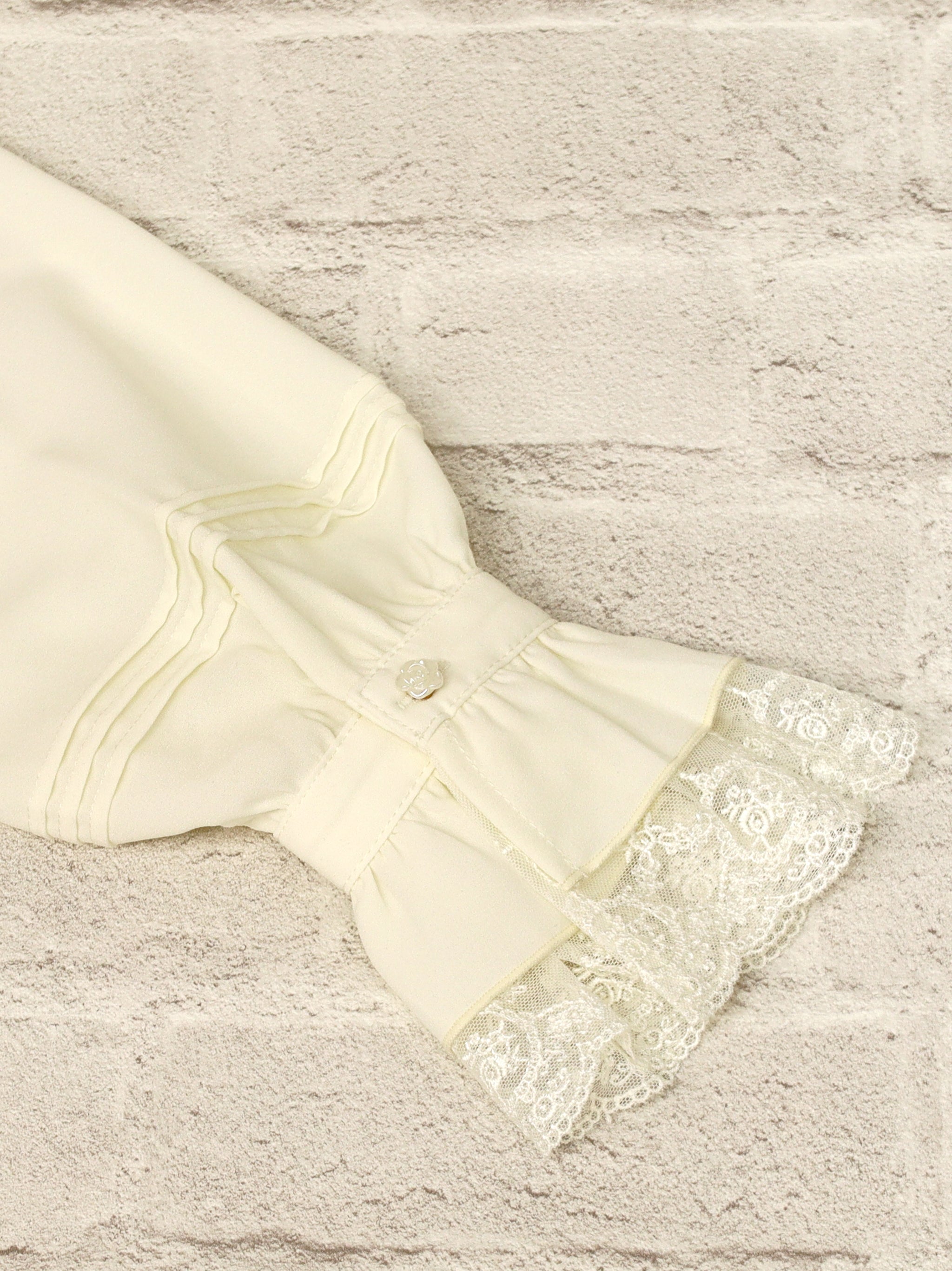 Rosette Doll クラシカルブラウス ｜Amavel（アマベル）公式サイト