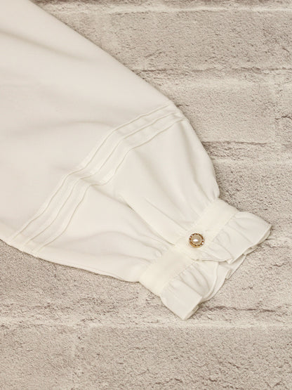 Velvet Ribbonラッフルブラウス ｜Amavel（アマベル）公式サイト