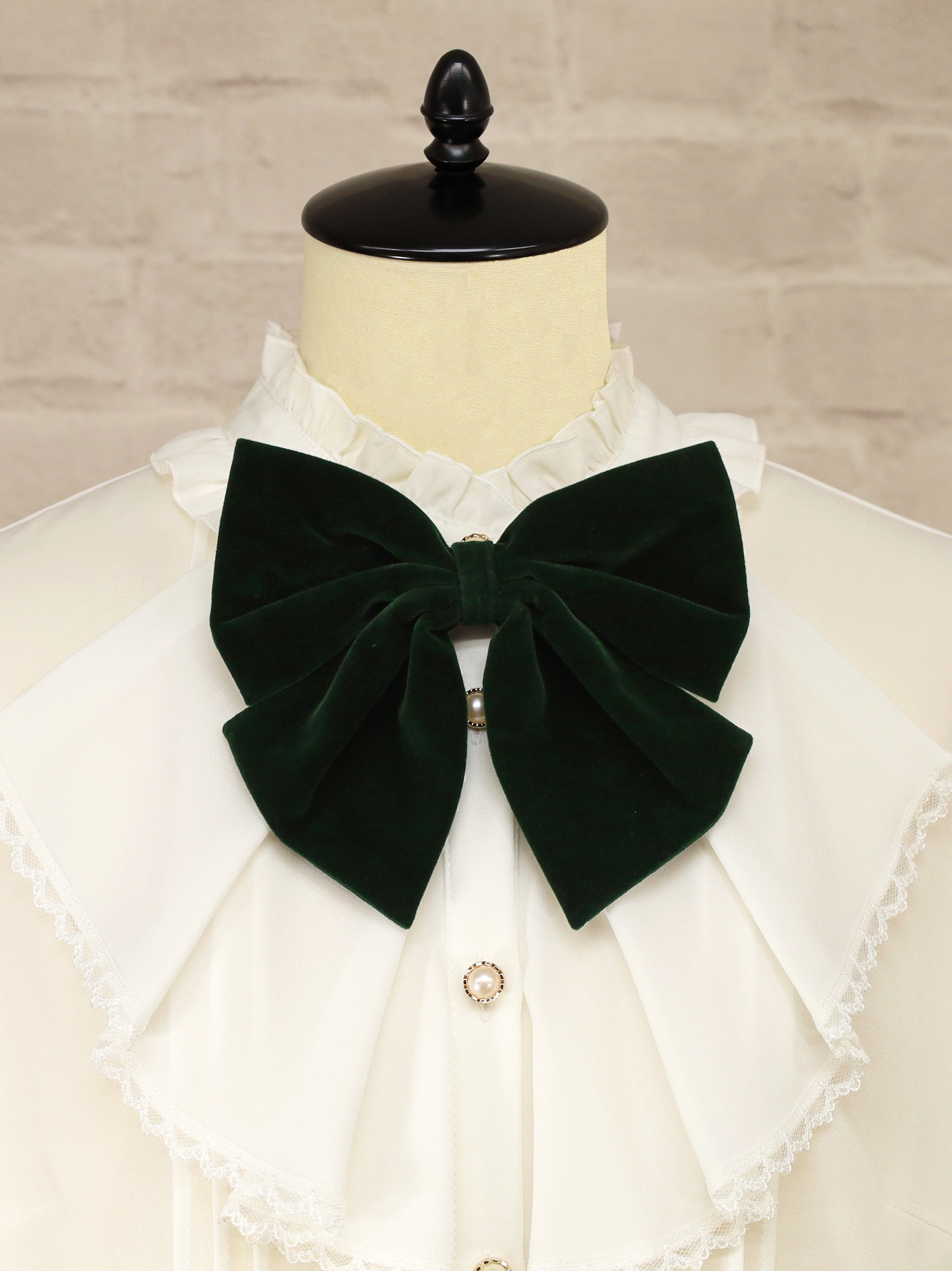 Velvet Ribbonラッフルブラウス – Amavel（アマベル）公式サイト