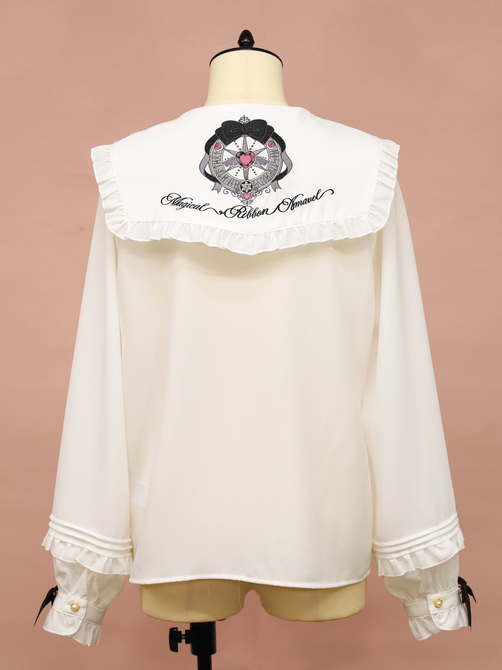 リニューアルクーポン対象外】Magical Ribbon フリルブラウス