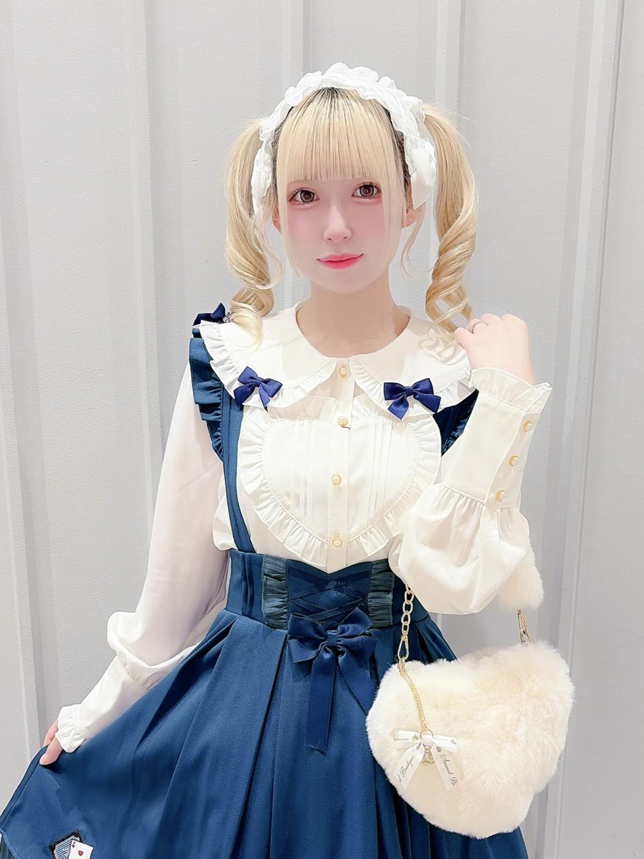 Mysterious Wonderland ハートブラウス ブルー（Blue） FREE ｜Amavel（アマベル）公式サイト