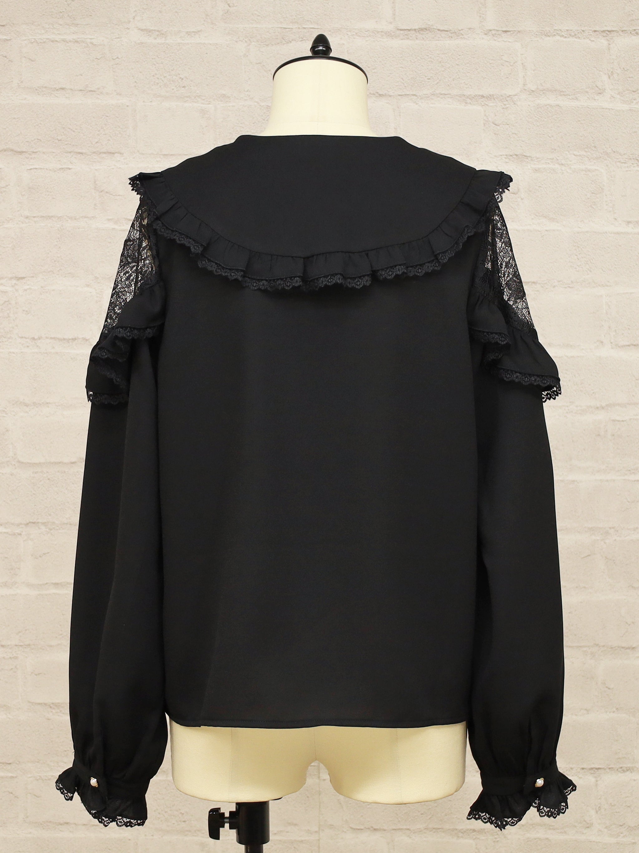 【メンバーズセール対象】バイカラーレースラッフルブラウス ｜Amavel（アマベル）公式サイト