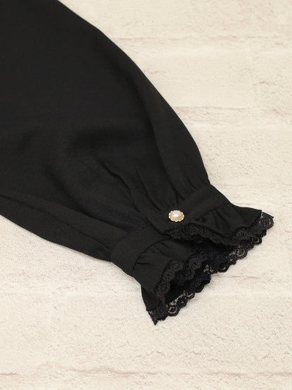 【メンバーズセール対象】バイカラーレースラッフルブラウス ｜Amavel（アマベル）公式サイト