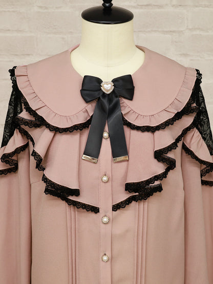 【メンバーズセール対象】バイカラーレースラッフルブラウス ｜Amavel（アマベル）公式サイト