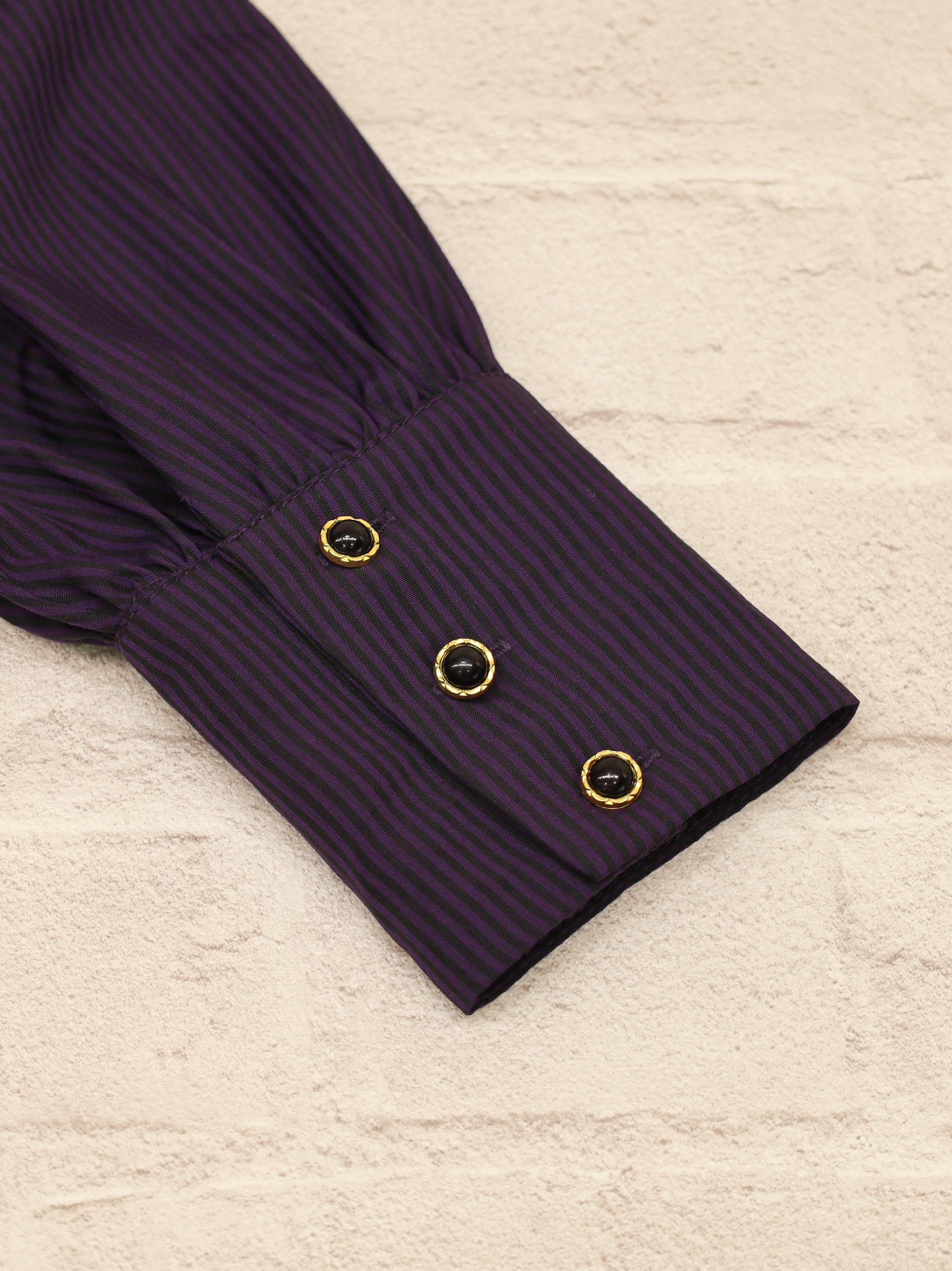 【メンバーズセール対象】Mysterious Chandelier ブラウス ｜Amavel（アマベル）公式サイト