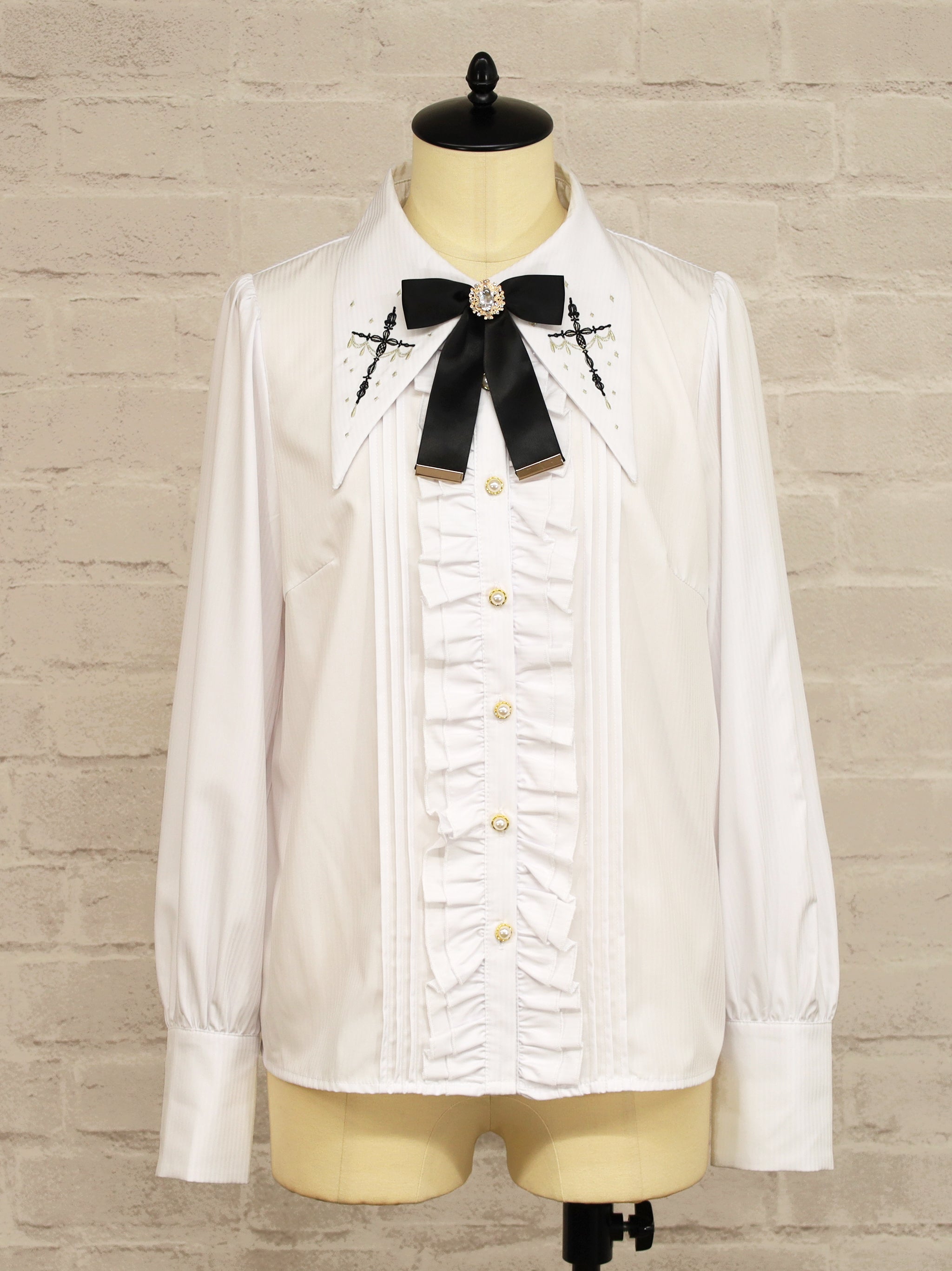 【メンバーズセール対象】Mysterious Chandelier ブラウス アイボリー（Ivory） FREE ｜Amavel（アマベル）公式サイト