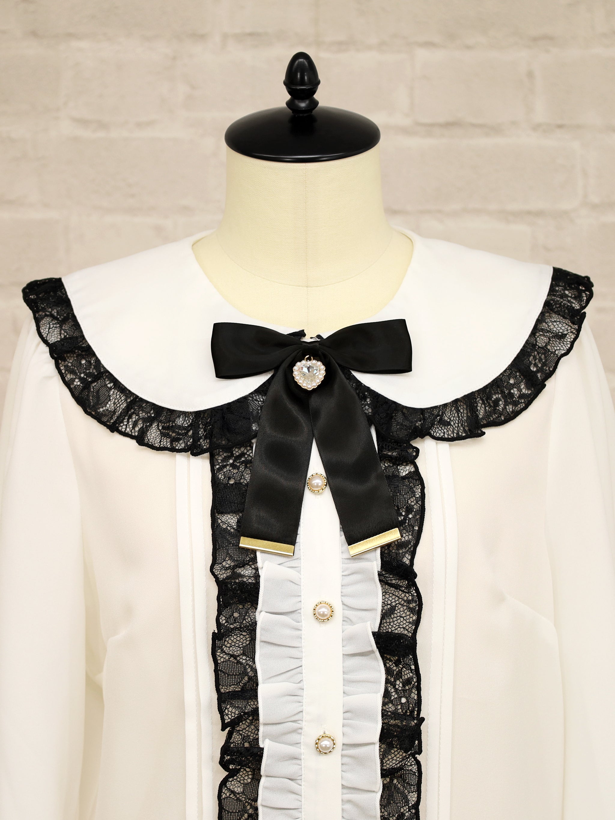 Girly Ribbon ブラウス ｜Amavel（アマベル）公式サイト