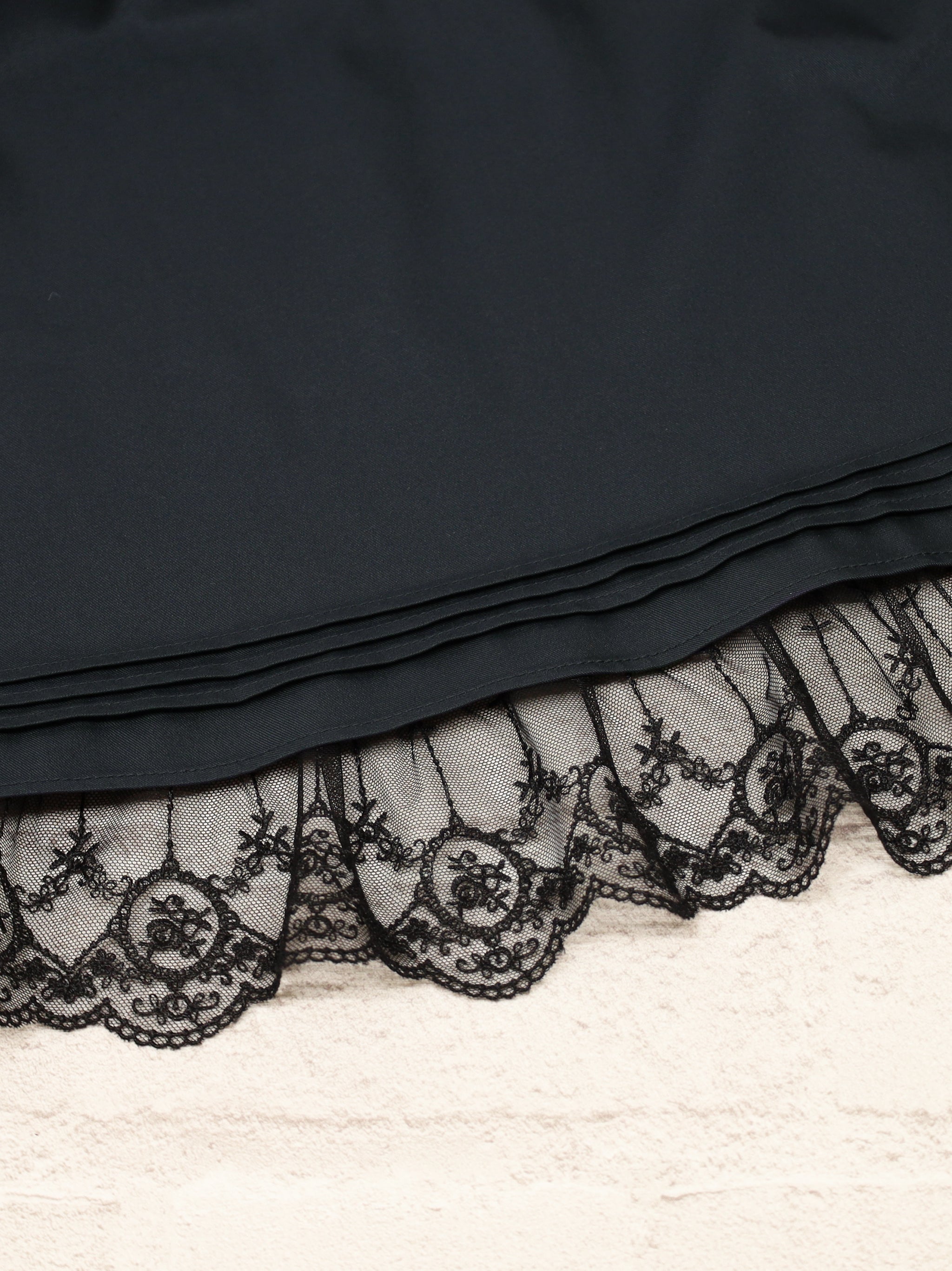 【メンバーズセール対象】Mysterious Chandelier スカート ｜Amavel（アマベル）公式サイト