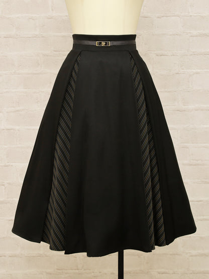 マチ切替ストライプミドル丈スカート ブラック（Black） FREE ｜Amavel（アマベル）公式サイト