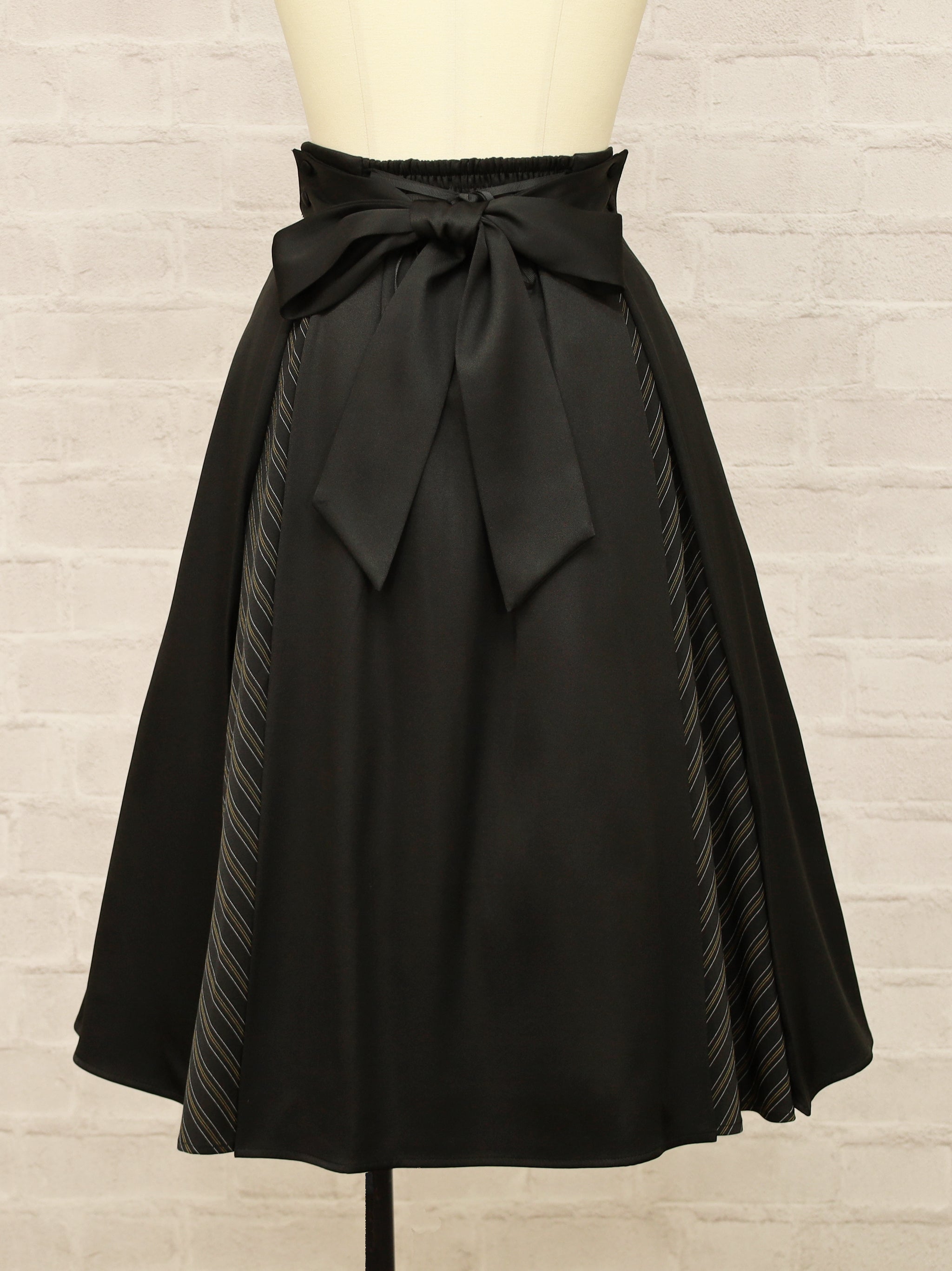 値下げしました★新品未使用★ラフアンドスウェル秋冬用スカートＭ マチ切替ストライプミドル丈スカート – Amavel（アマベル）公式サイト