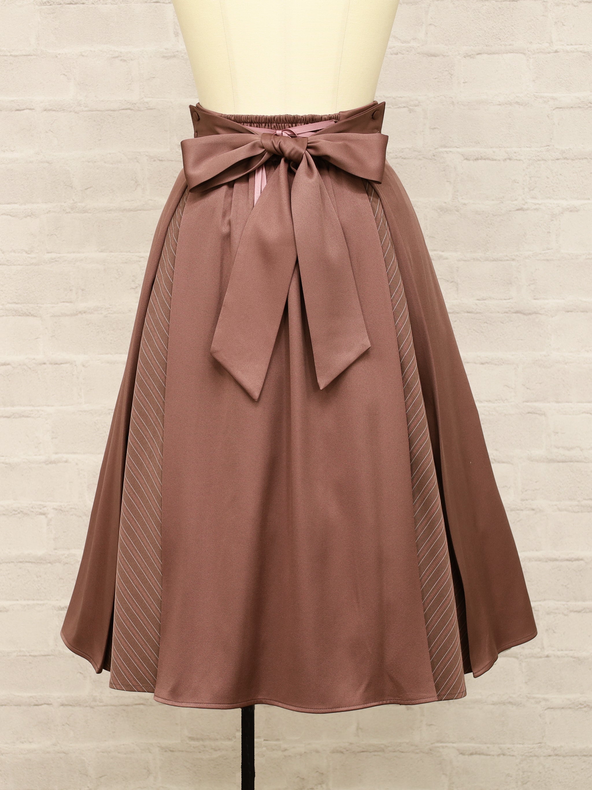 マチ切替ストライプミドル丈スカート ｜Amavel（アマベル）公式サイト