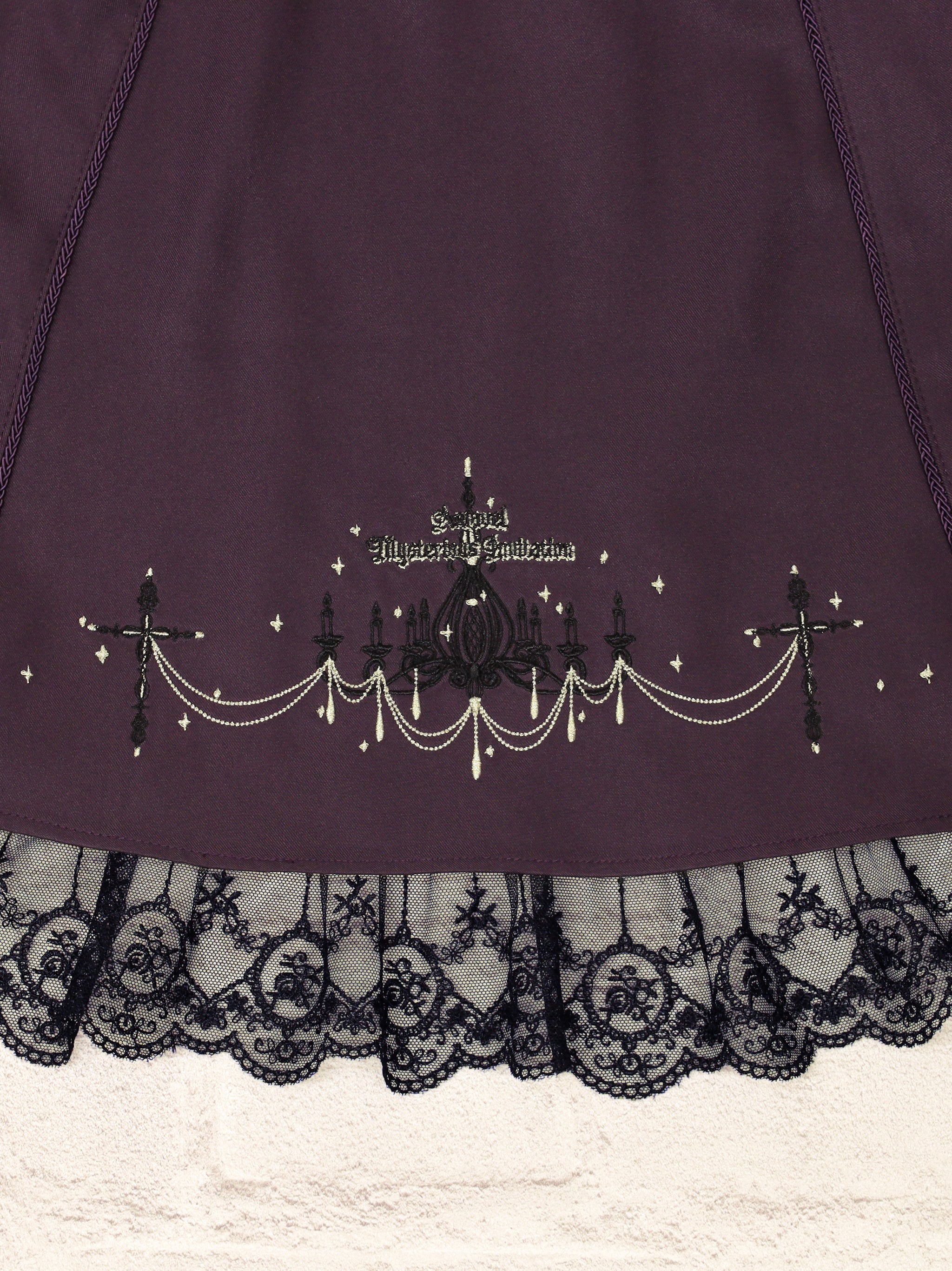 【メンバーズセール対象】Mysterious Chandelier スカート ｜Amavel（アマベル）公式サイト