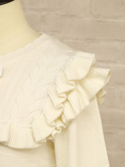 ヨークフリルニットトップス ｜Amavel（アマベル）公式サイト