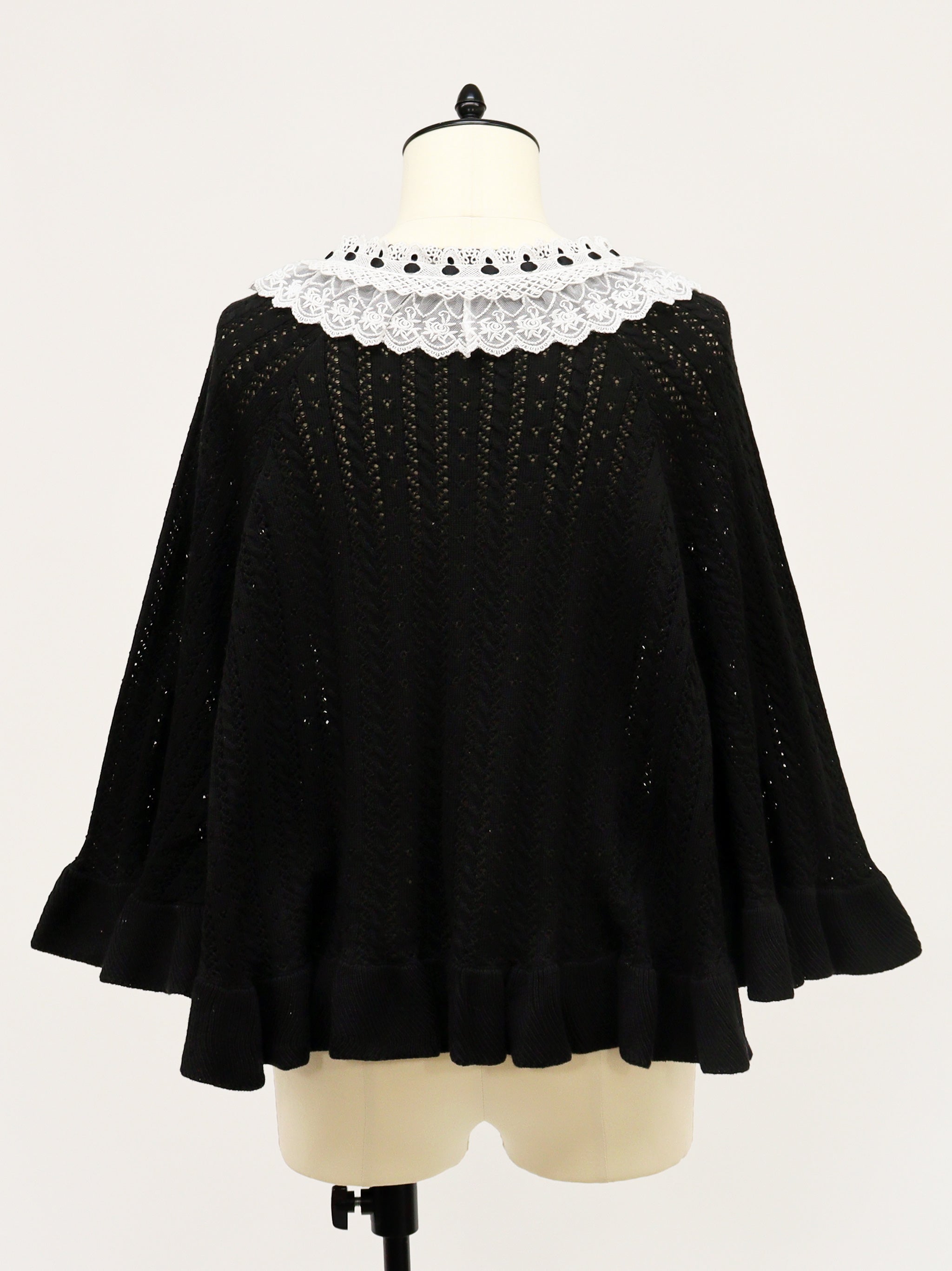 【アウトレットセール対象】ロマンティックレースすかし編みニットポンチョ ｜Amavel（アマベル）公式サイト