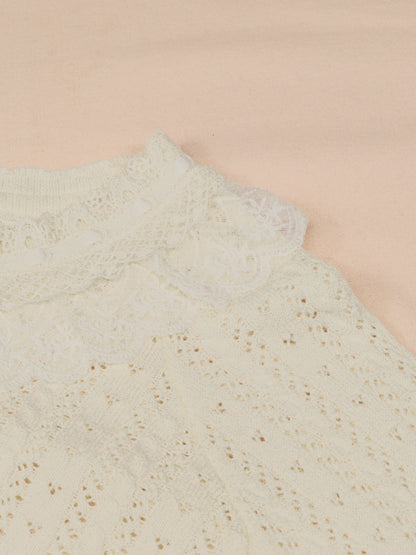 【アウトレットセール対象】ロマンティックレースすかし編みニットポンチョ ｜Amavel（アマベル）公式サイト