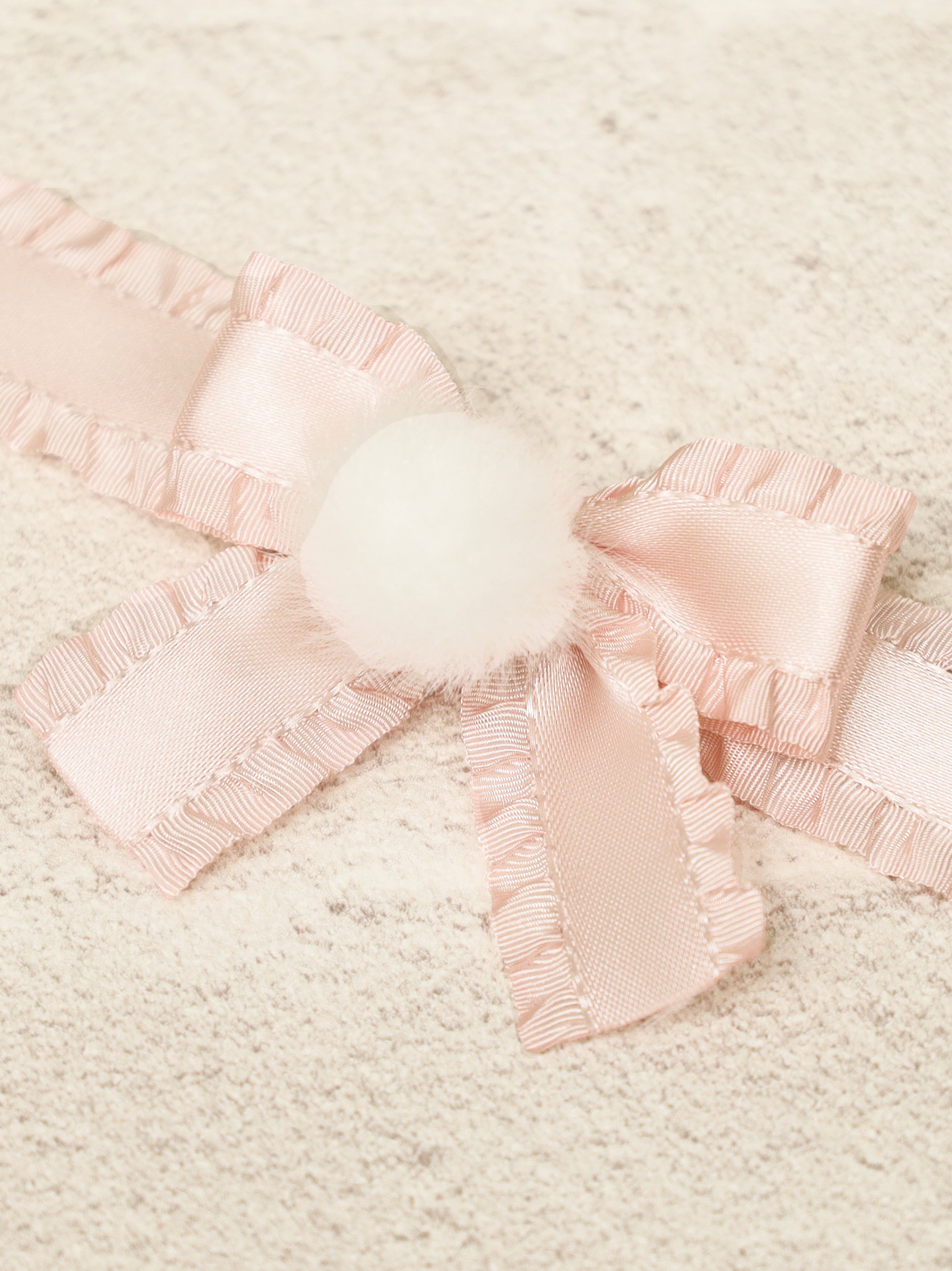 ファーポン付リボンチョーカー ｜Amavel（アマベル）公式サイト