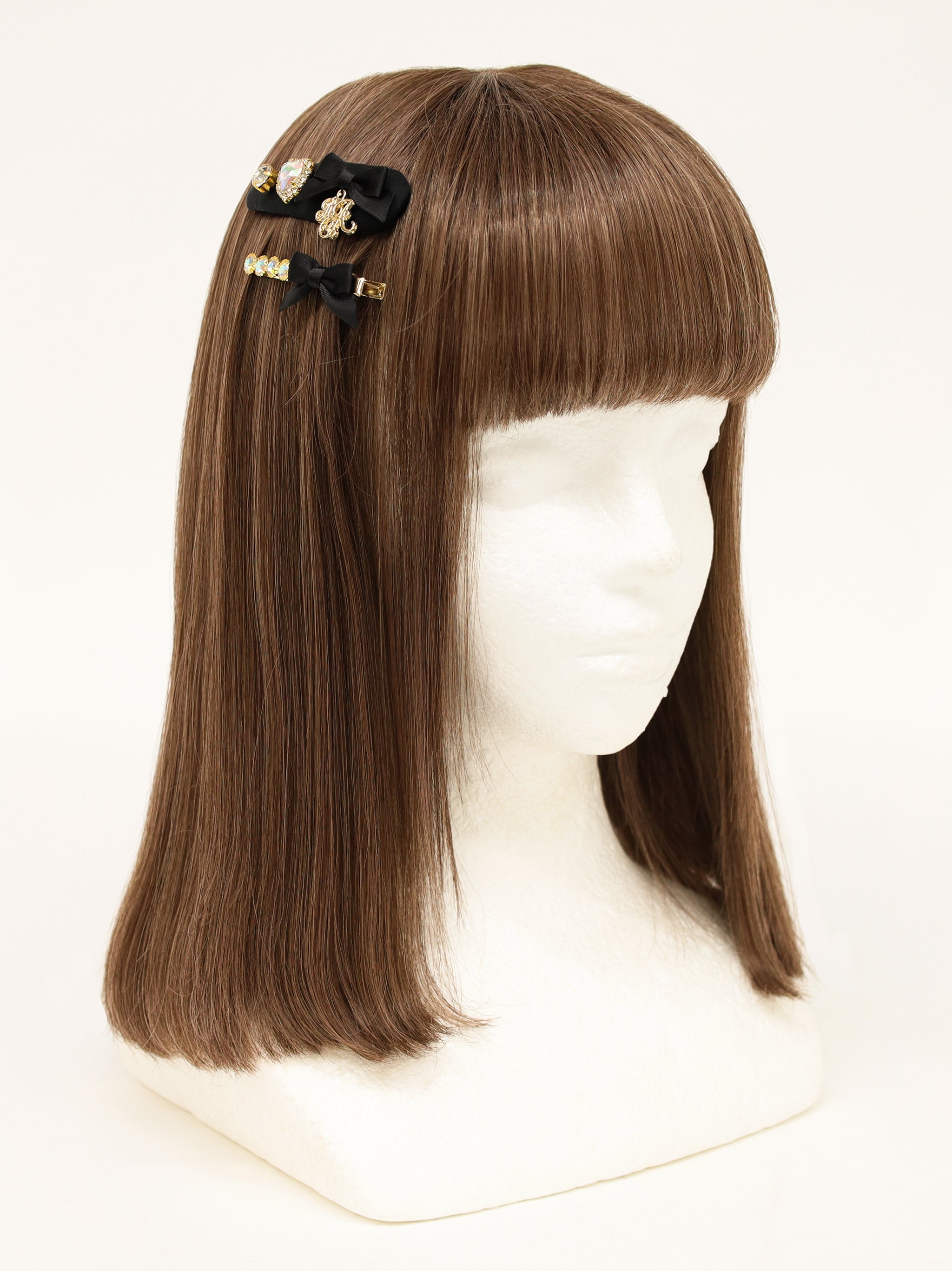 モノグラムチャーム付ビジュークリップセット ｜Amavel（アマベル）公式サイト