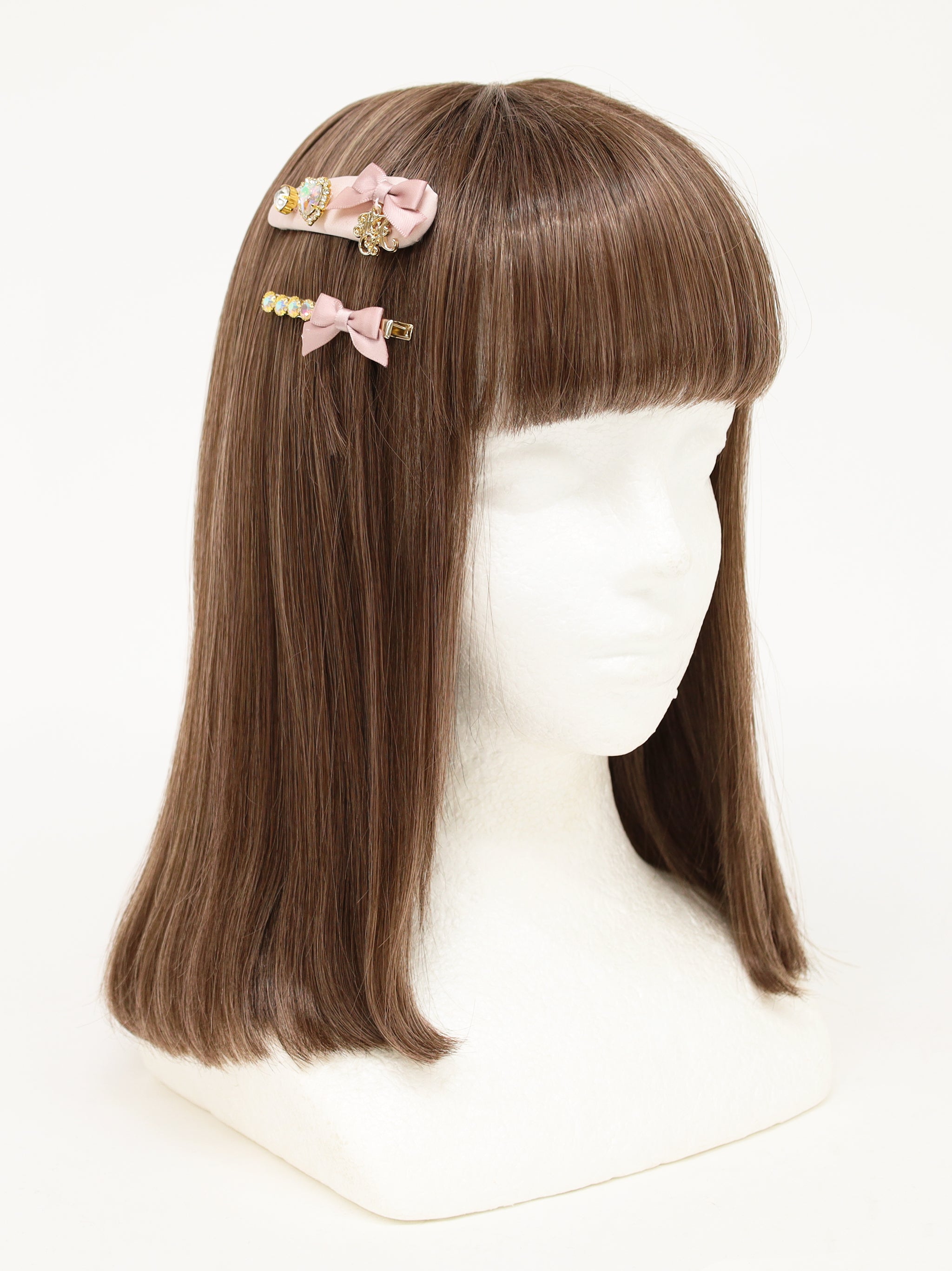 モノグラムチャーム付ビジュークリップセット ｜Amavel（アマベル）公式サイト