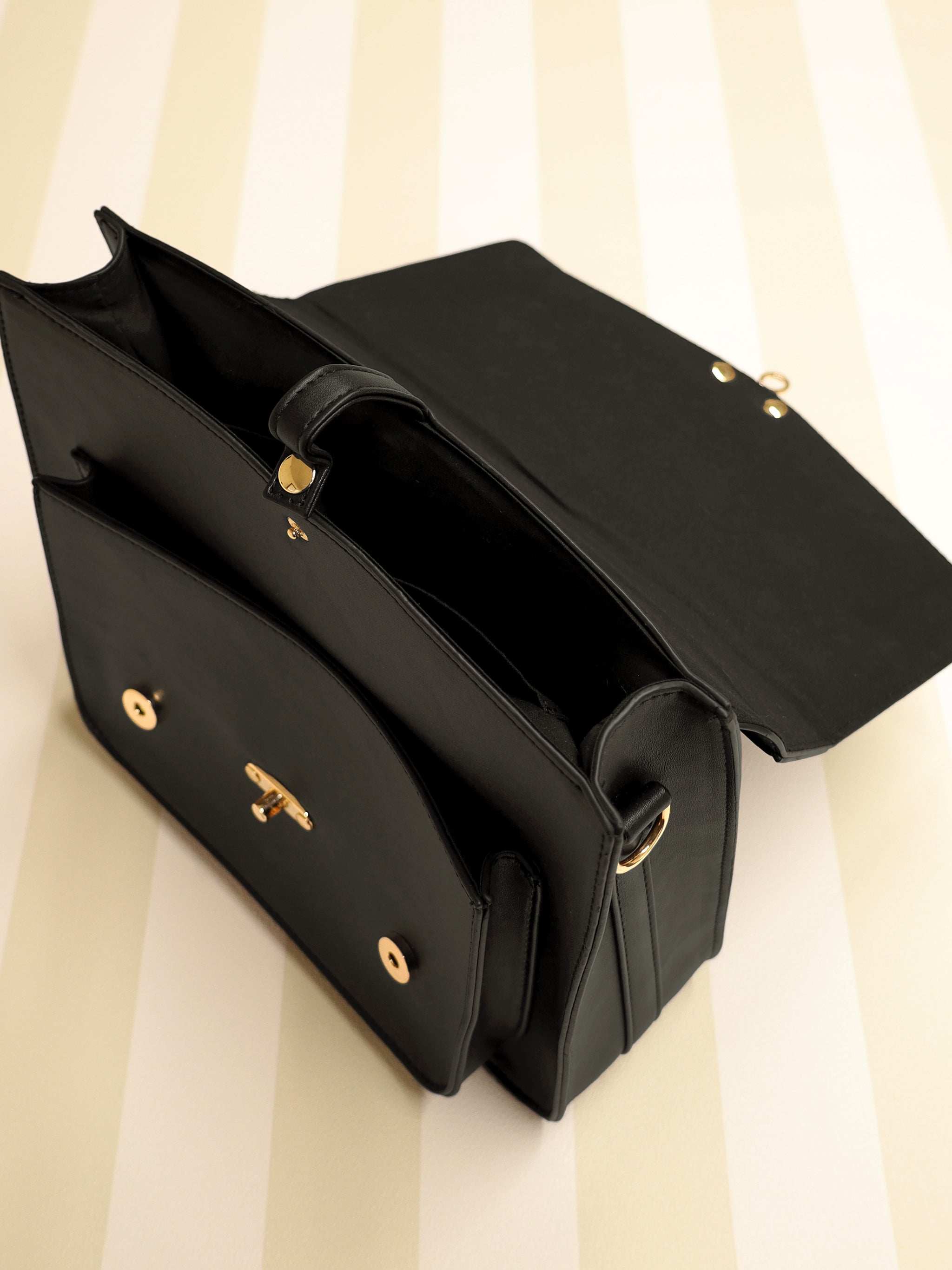 Mysterious Wonderland サッチェルバッグ ｜Amavel（アマベル）公式サイト