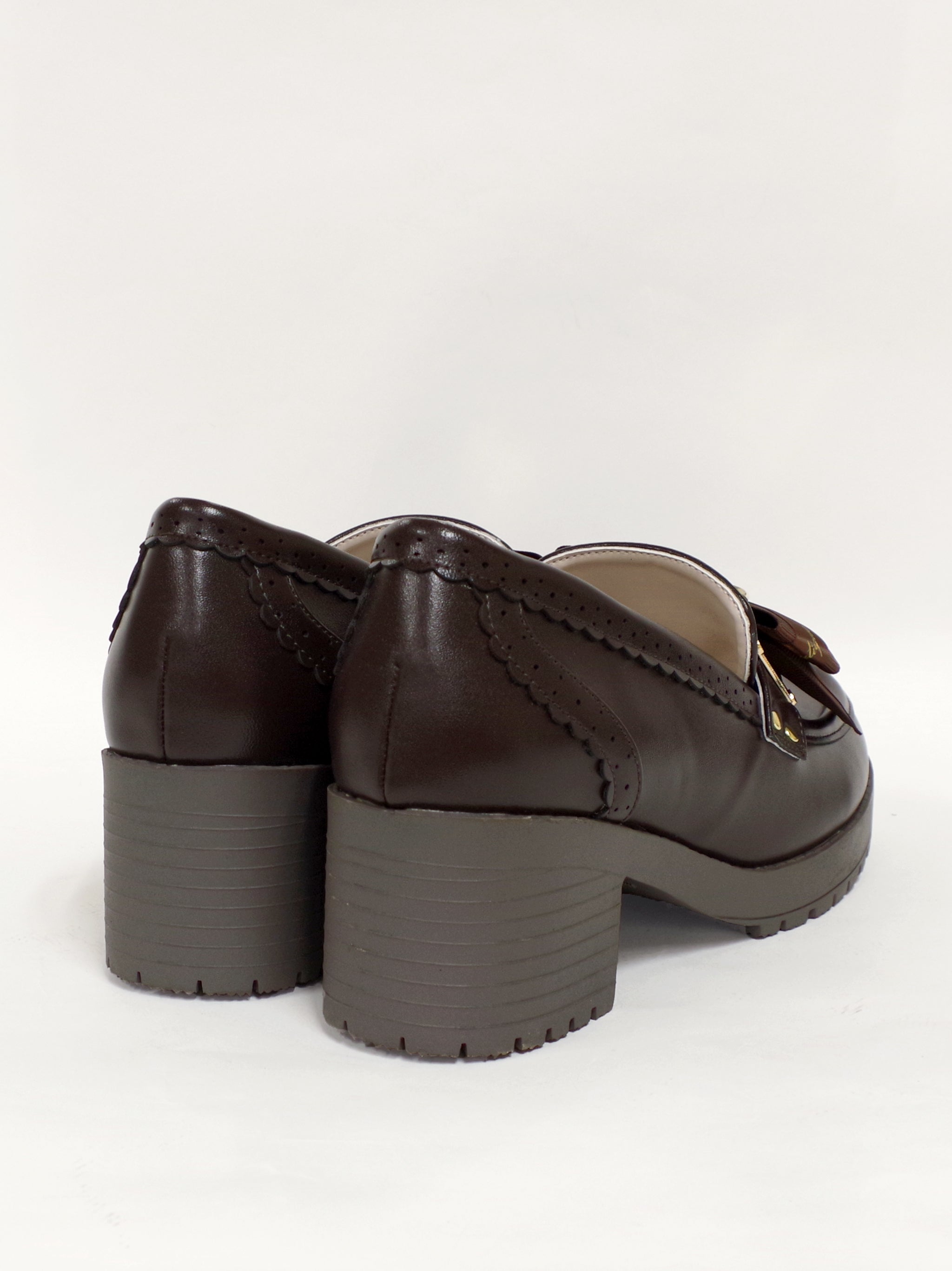 Vibram loafer pumps with logo ribbon – Amavel（アマベル）公式サイト