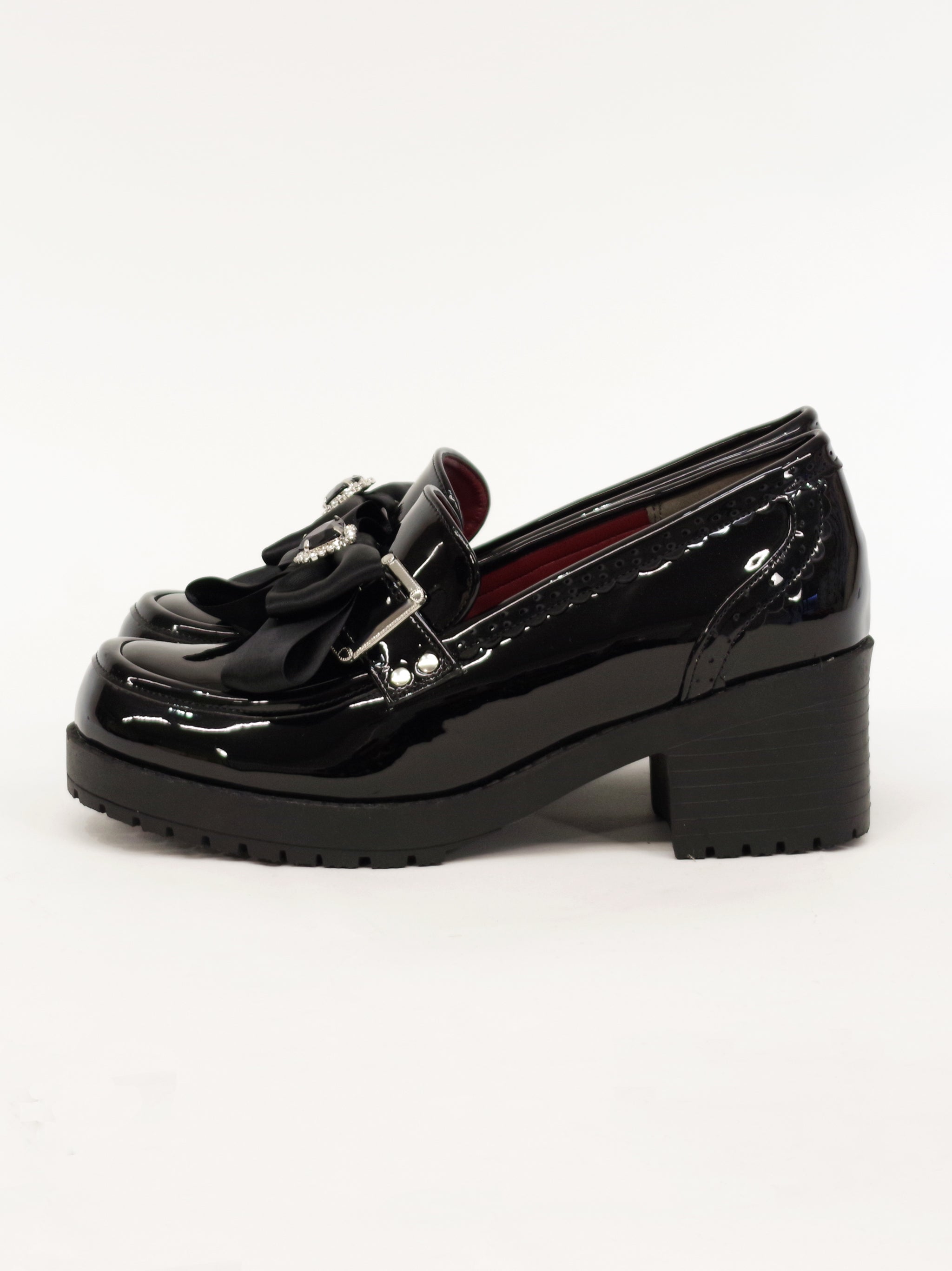 Loafer pumps with heart jewels – Amavel（アマベル）公式サイト