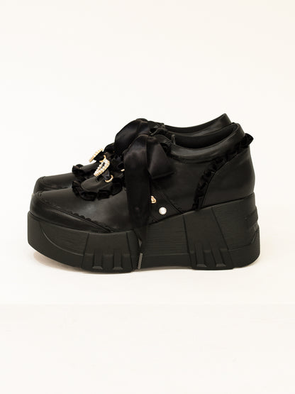 厚底フリルスニーカー ｜Amavel（アマベル）公式サイト