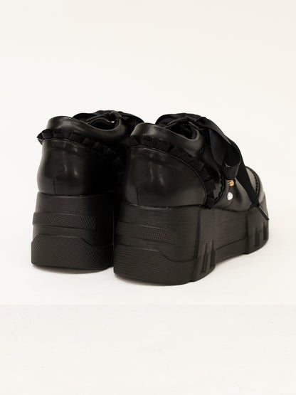 厚底フリルスニーカー ｜Amavel（アマベル）公式サイト