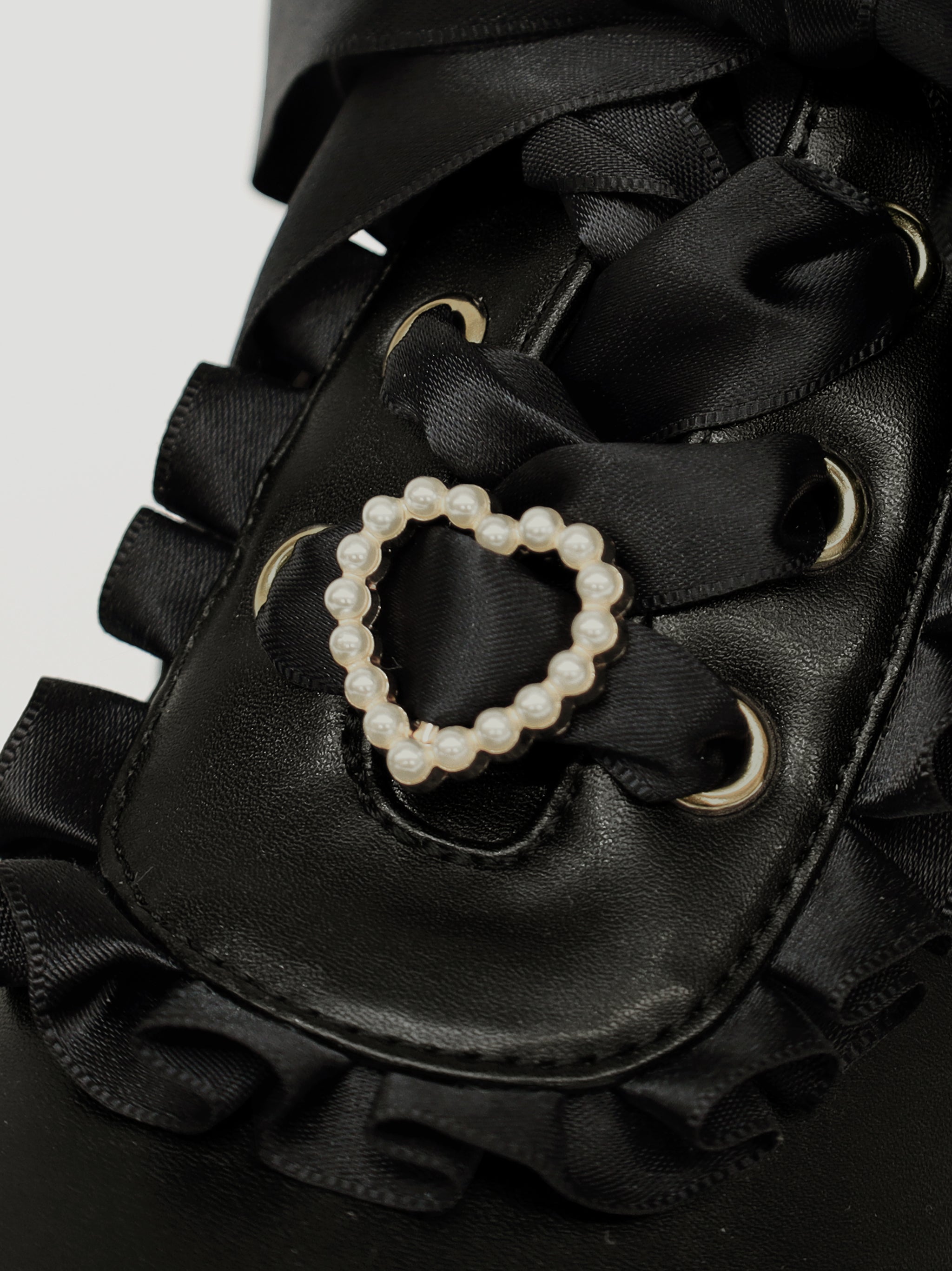 厚底フリルスニーカー ｜Amavel（アマベル）公式サイト