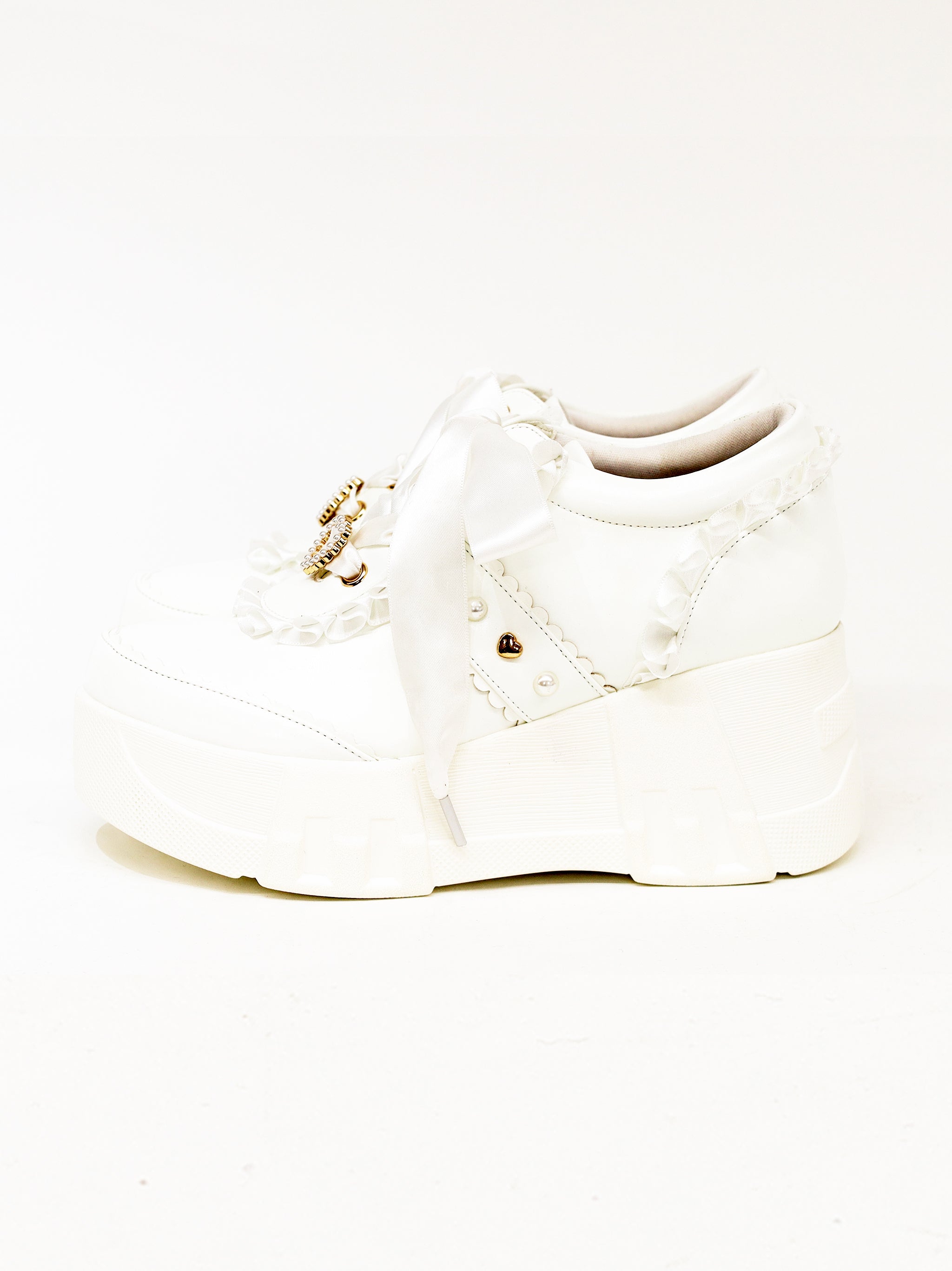 厚底フリルスニーカー ｜Amavel（アマベル）公式サイト