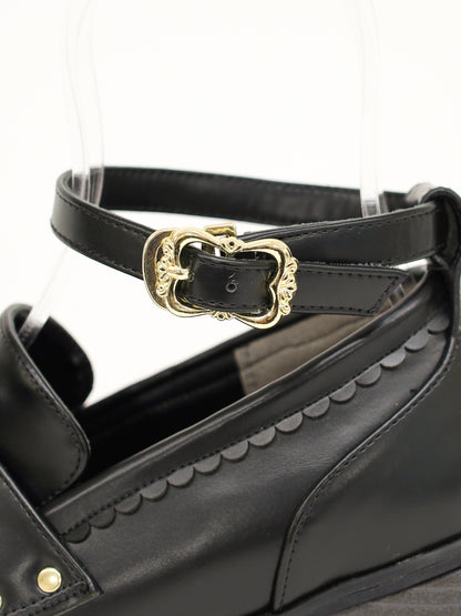 【メンバーズセール対象】シーリングチャーム付ヒールローファーパンプス ｜Amavel（アマベル）公式サイト