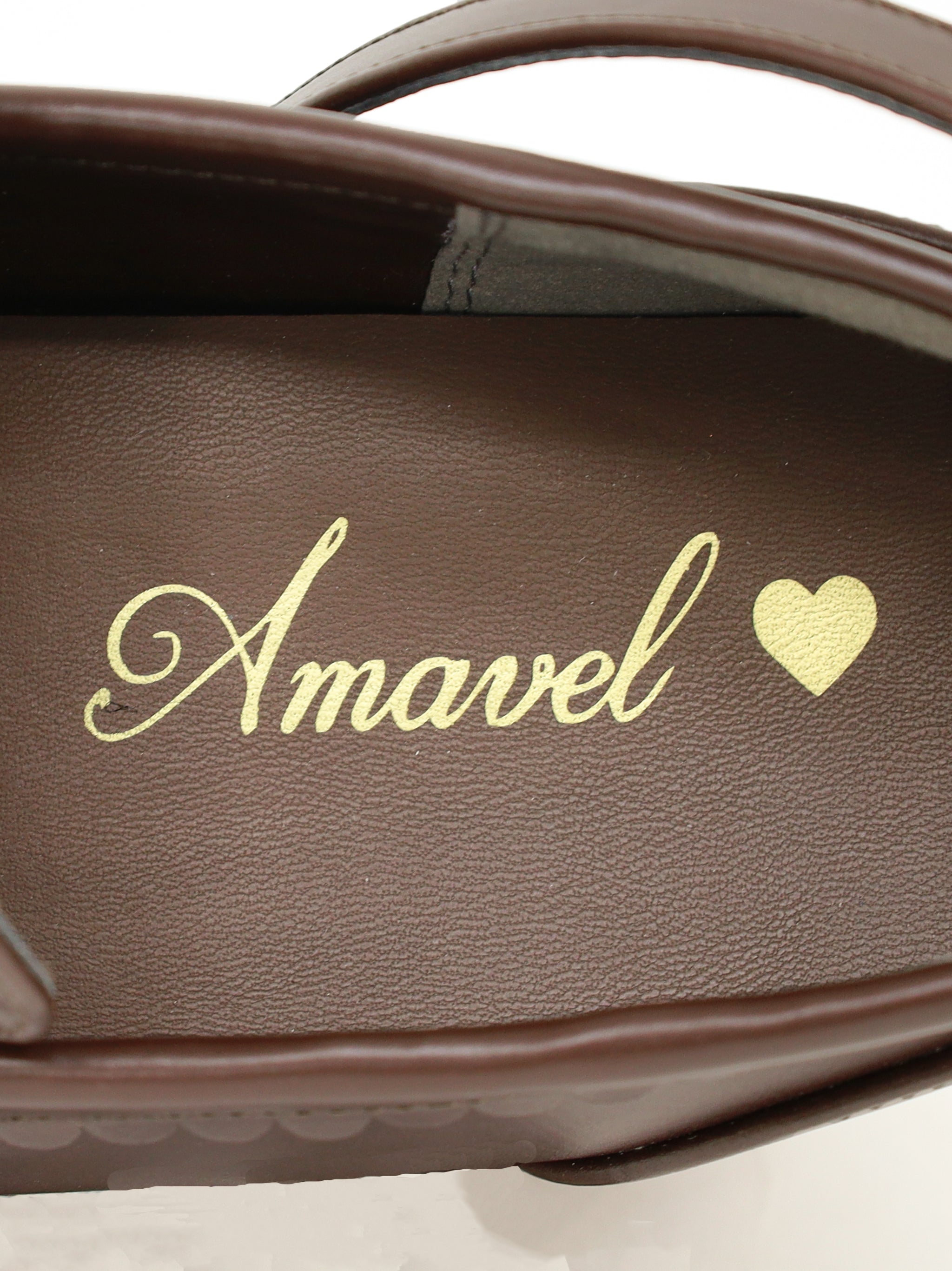 【メンバーズセール対象】シーリングチャーム付ヒールローファーパンプス ｜Amavel（アマベル）公式サイト