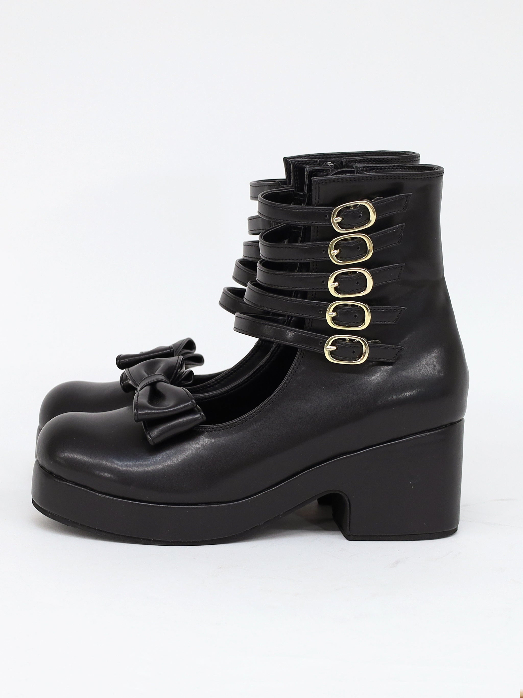 Mysterious Doll Strap Shoes – Amavel（アマベル）公式サイト