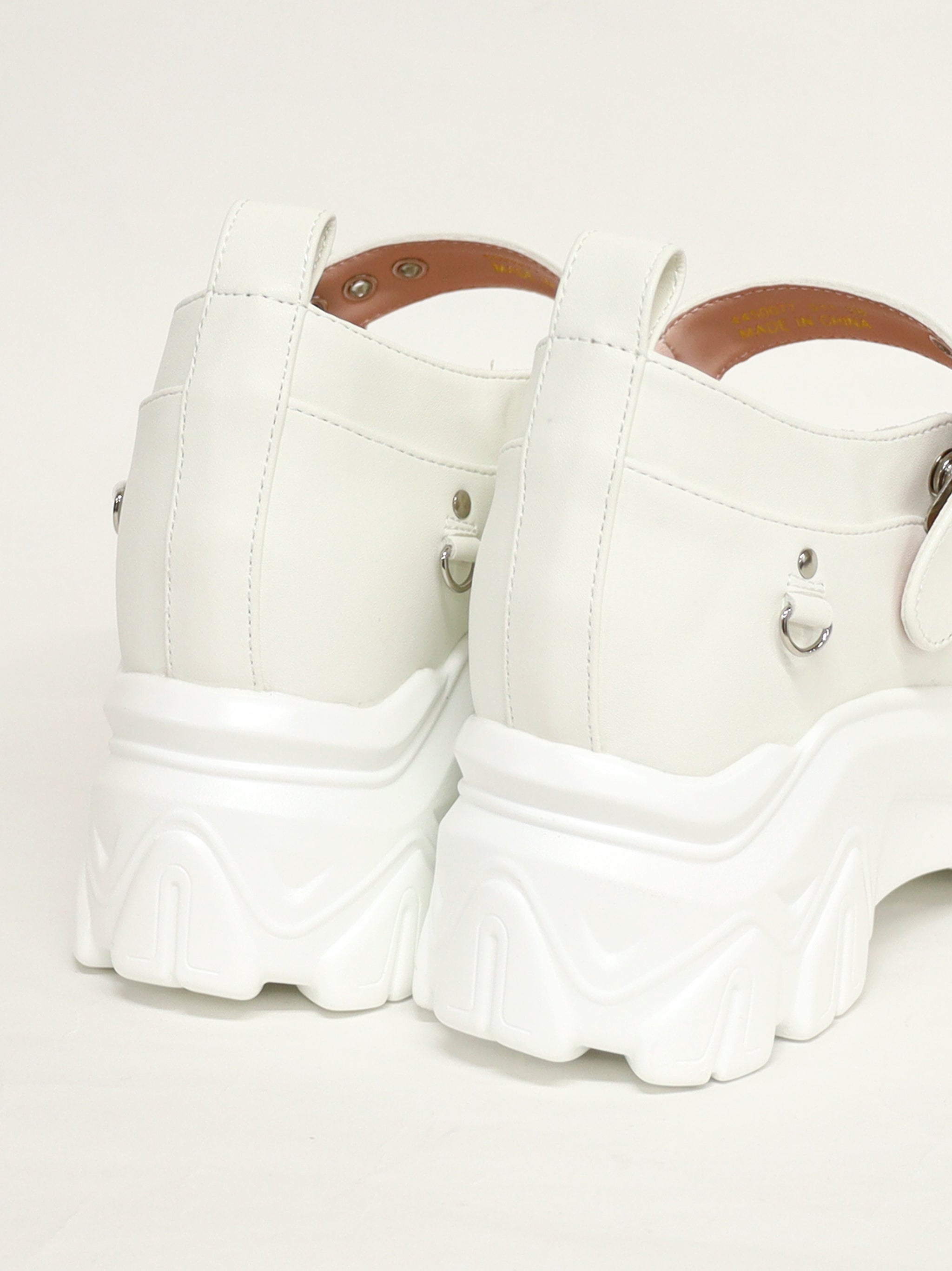 るあまん スニーカーパンプス – Amavel（アマベル）公式サイト